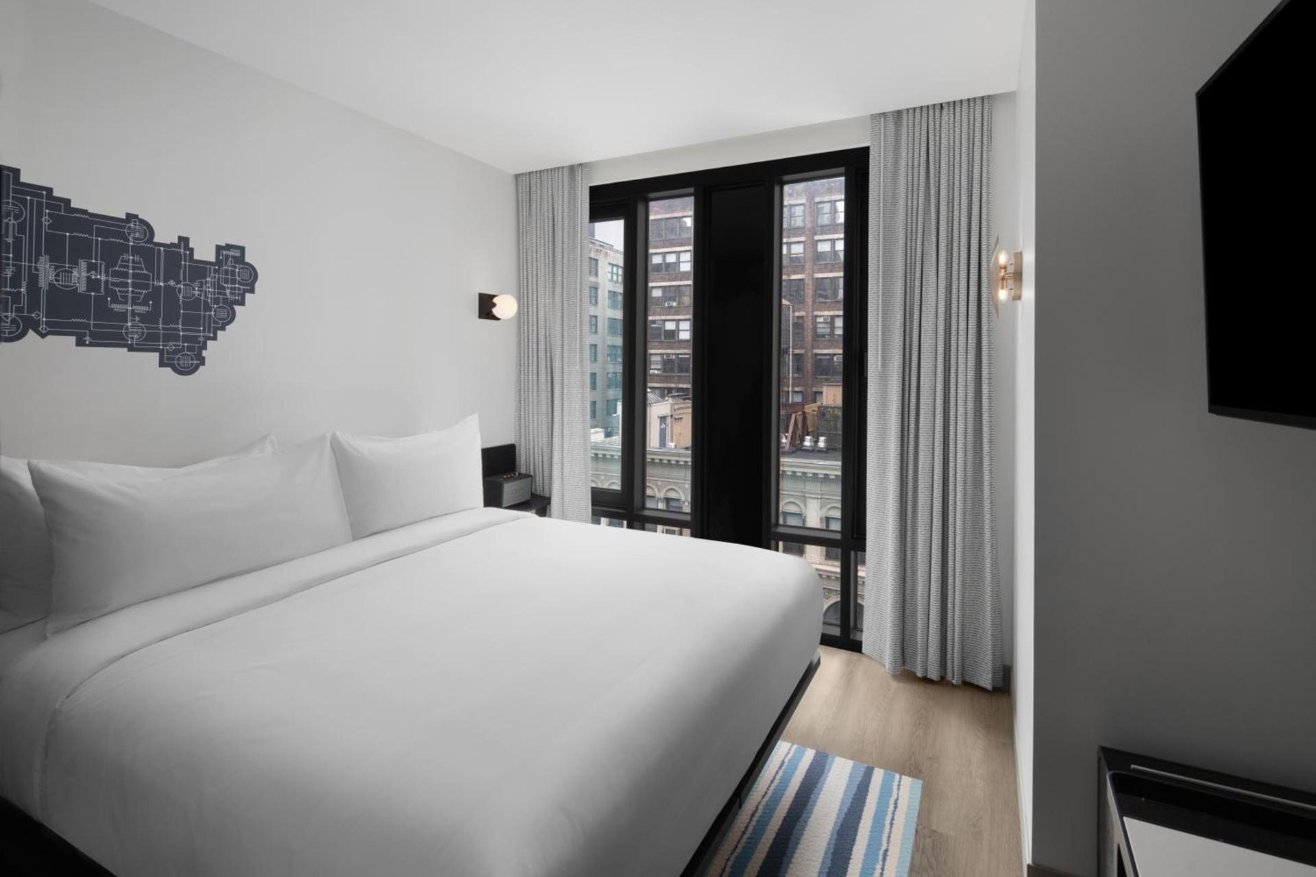 Aloft by Marriott New York Chelsea photo 33