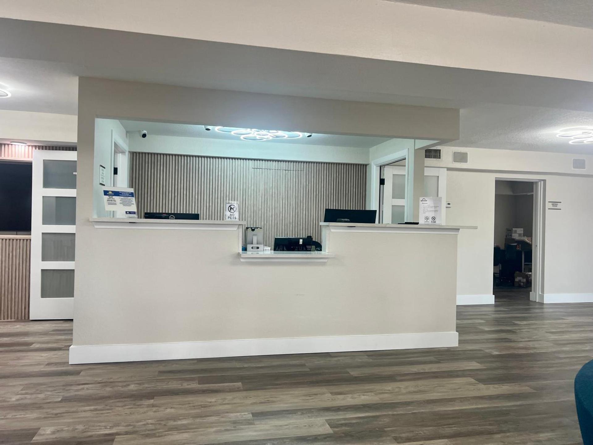 Quality Inn & Suites Orlando East - UCF Area photo 13