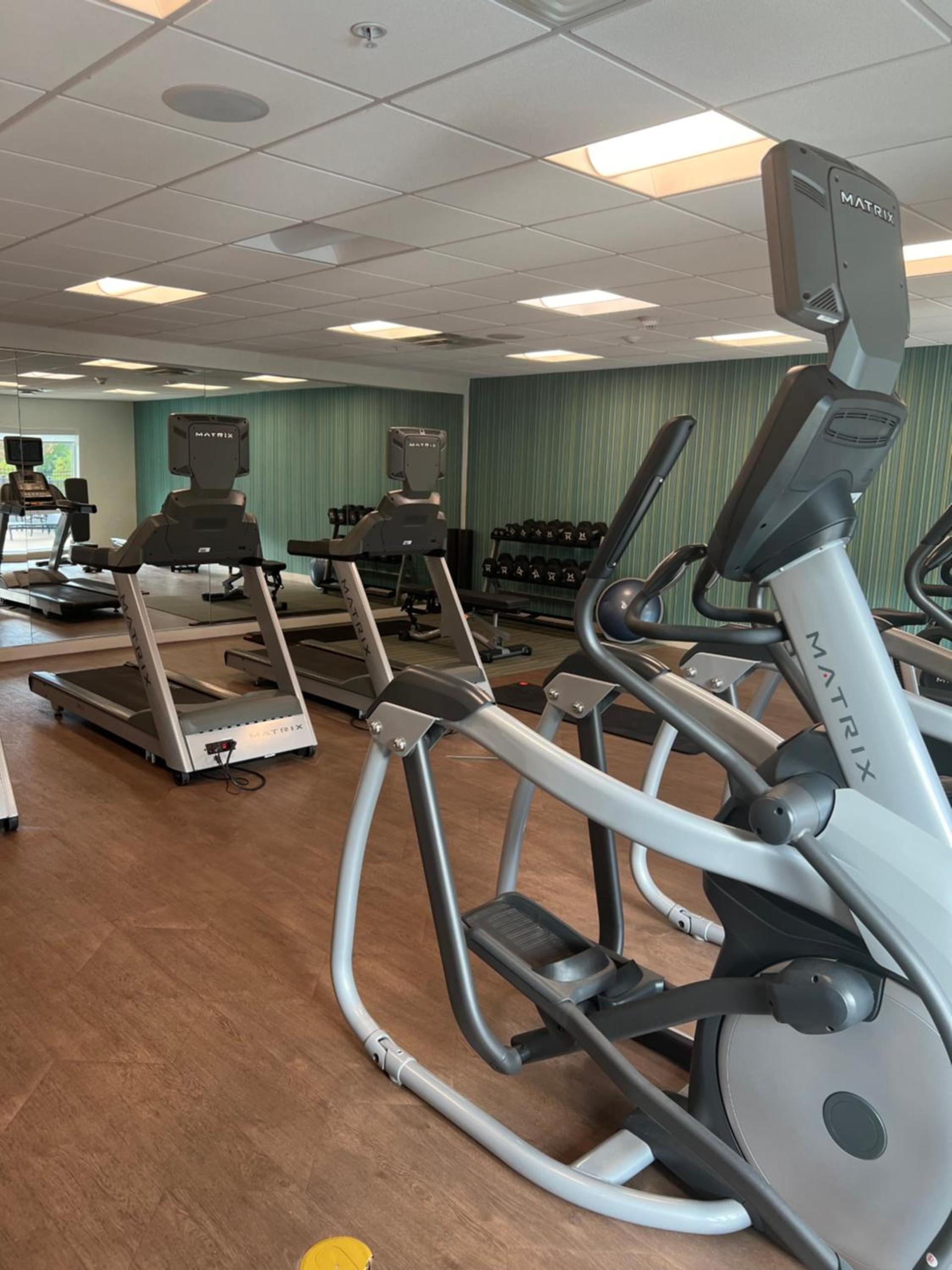 Holiday Inn Express & Suites Mobile - University Area by IHG photo 9