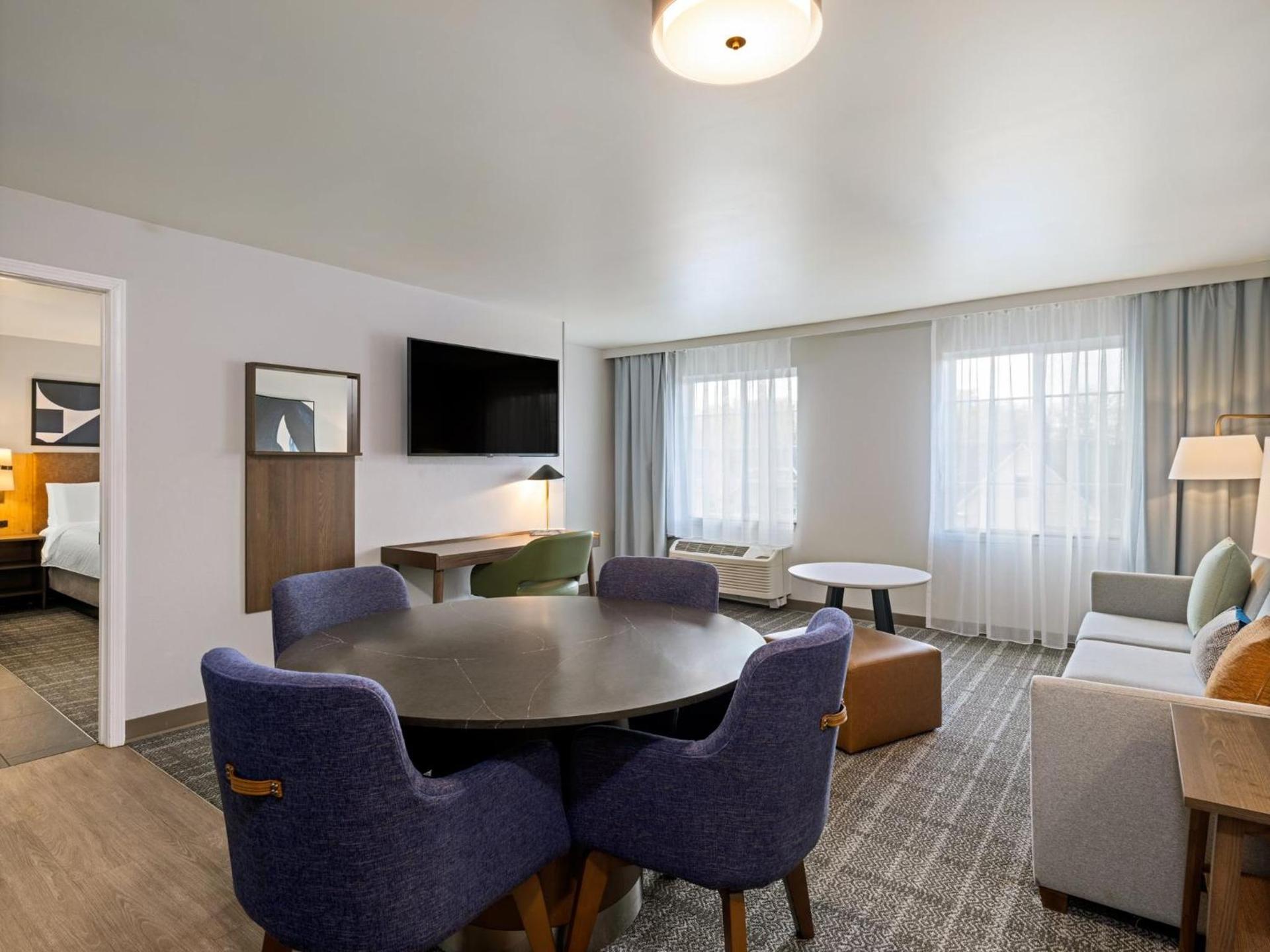 Staybridge Suites Rochester University by IHG photo 62