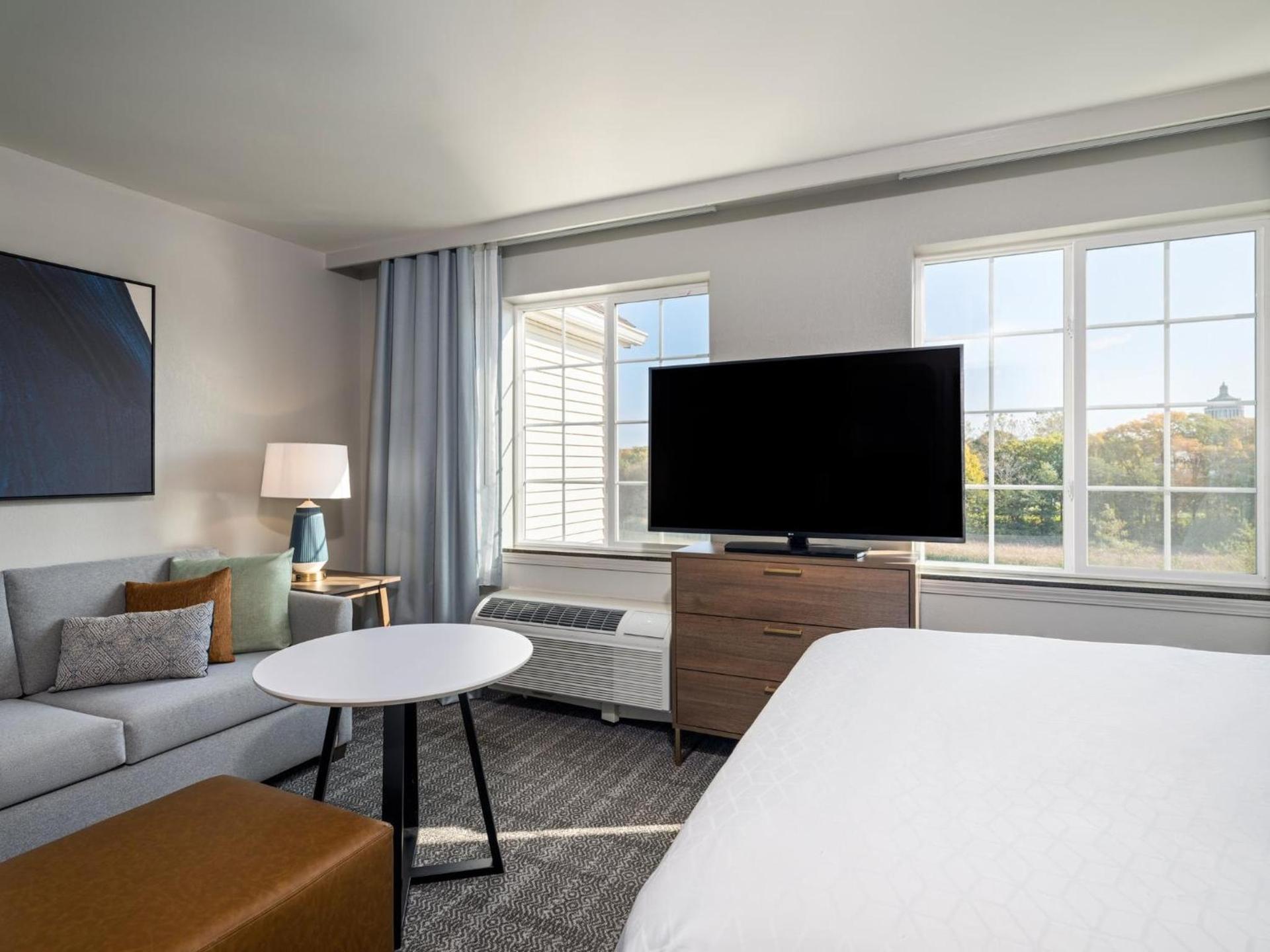 Staybridge Suites Rochester University by IHG photo 89