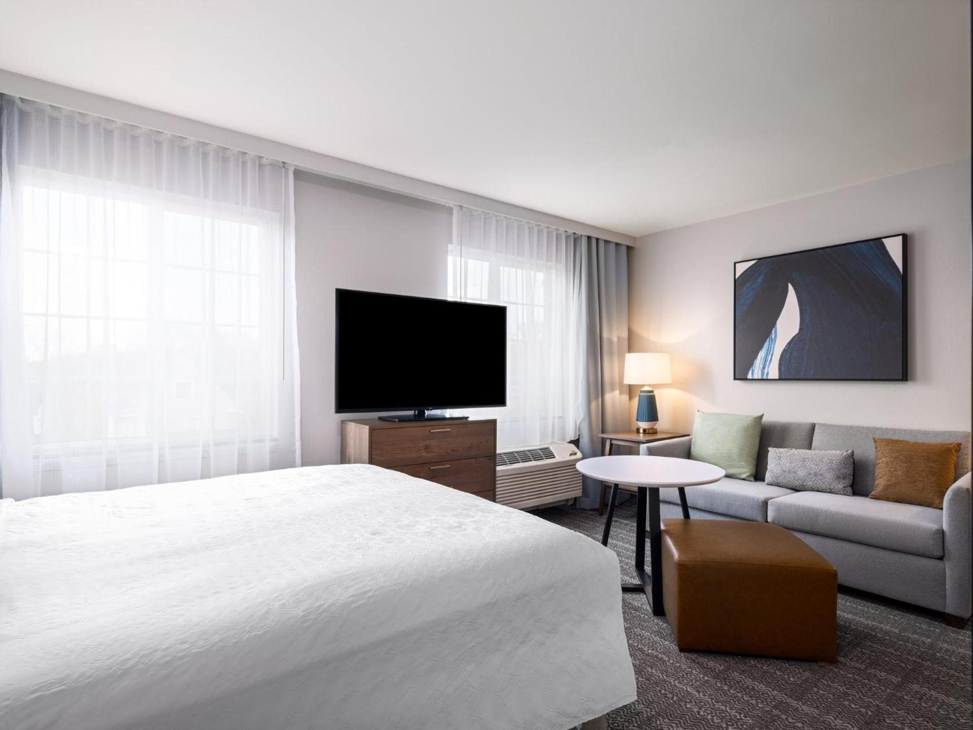 Staybridge Suites Rochester University by IHG photo 91