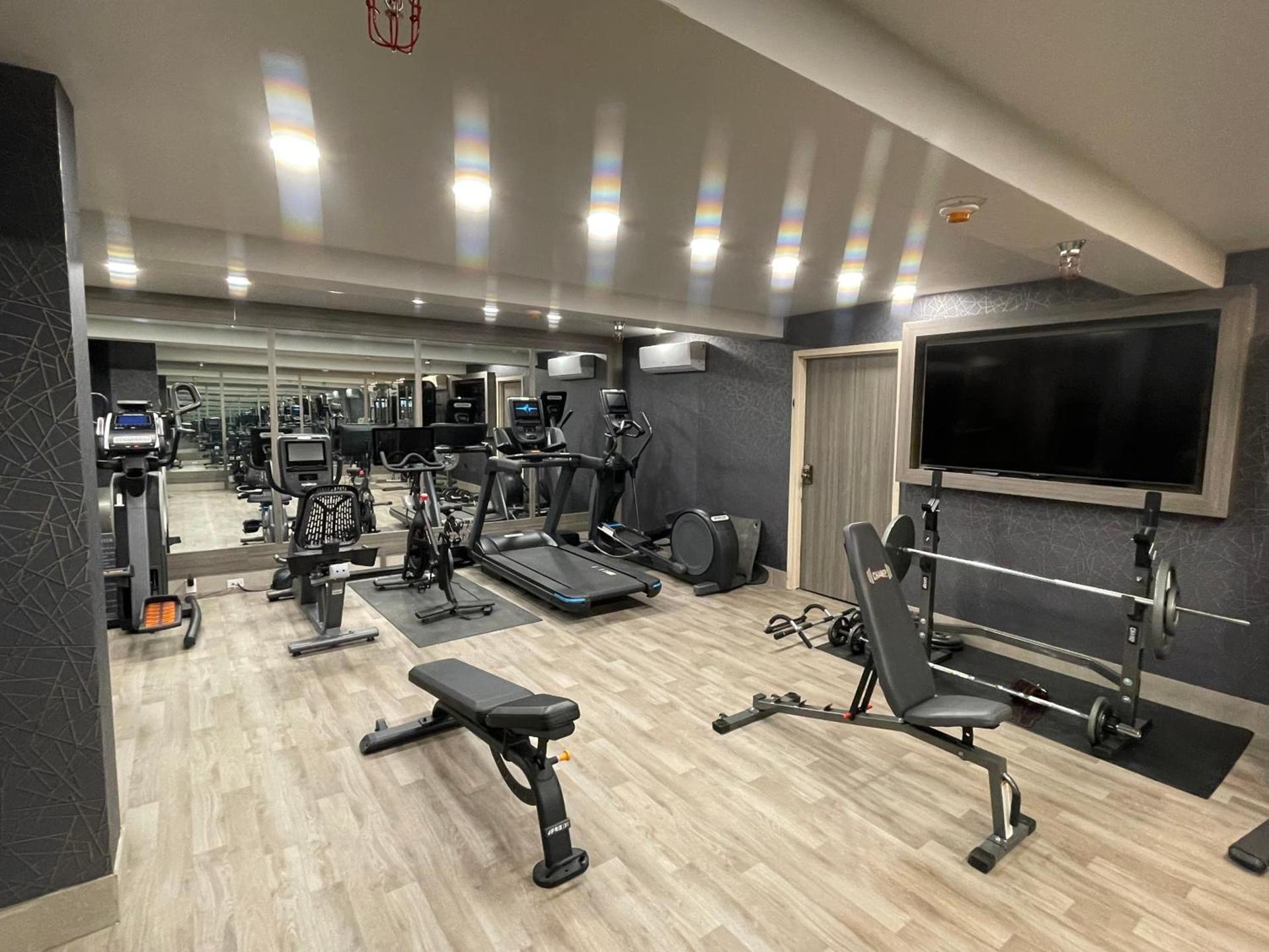 Ramada by Wyndham DFW Airport photo 16