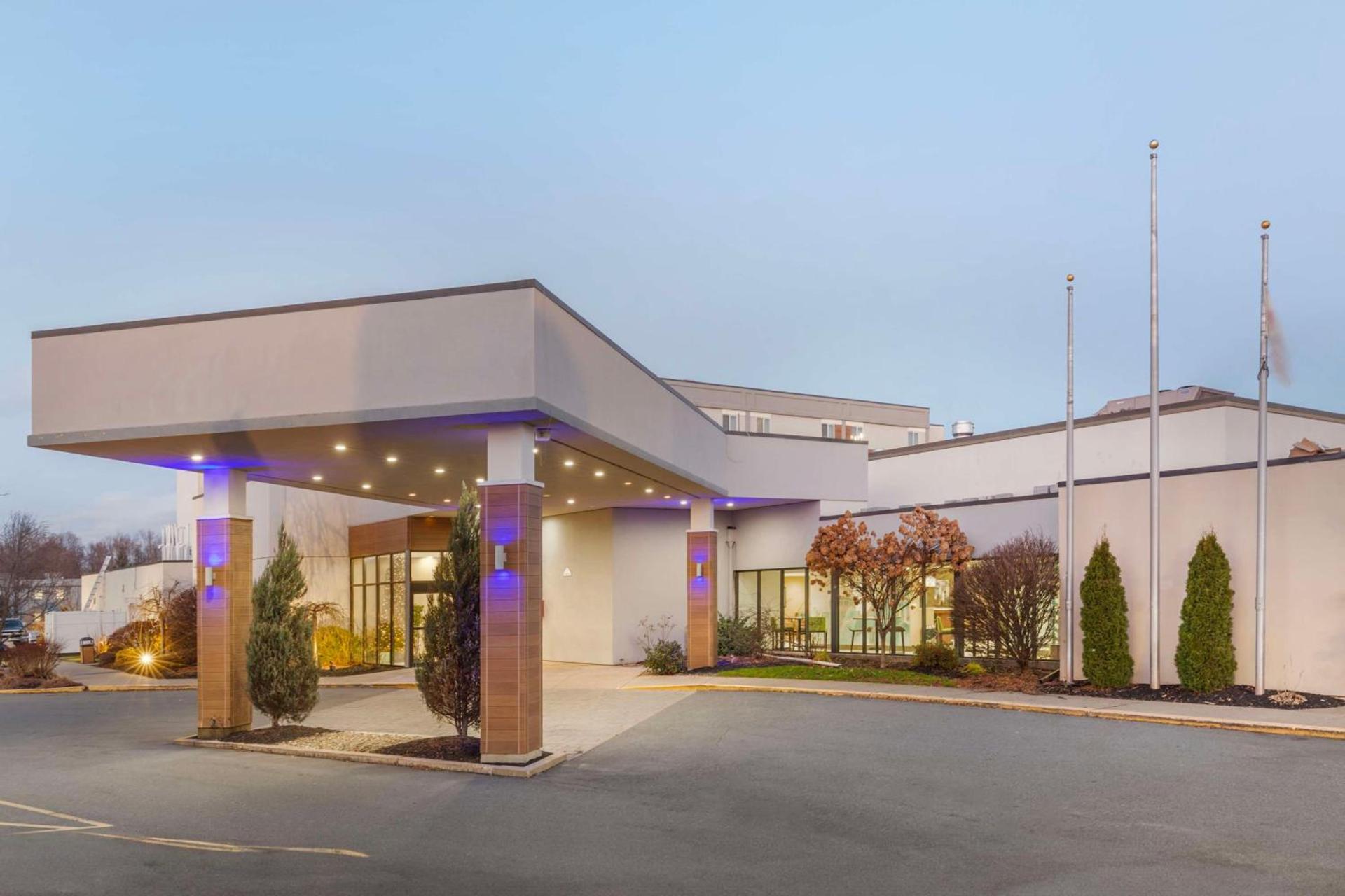 Best Western Plus New Englander photo 33