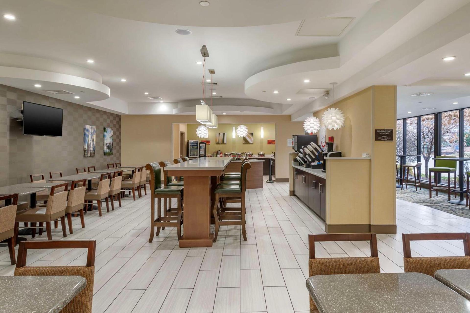Best Western Plus New Englander photo 7
