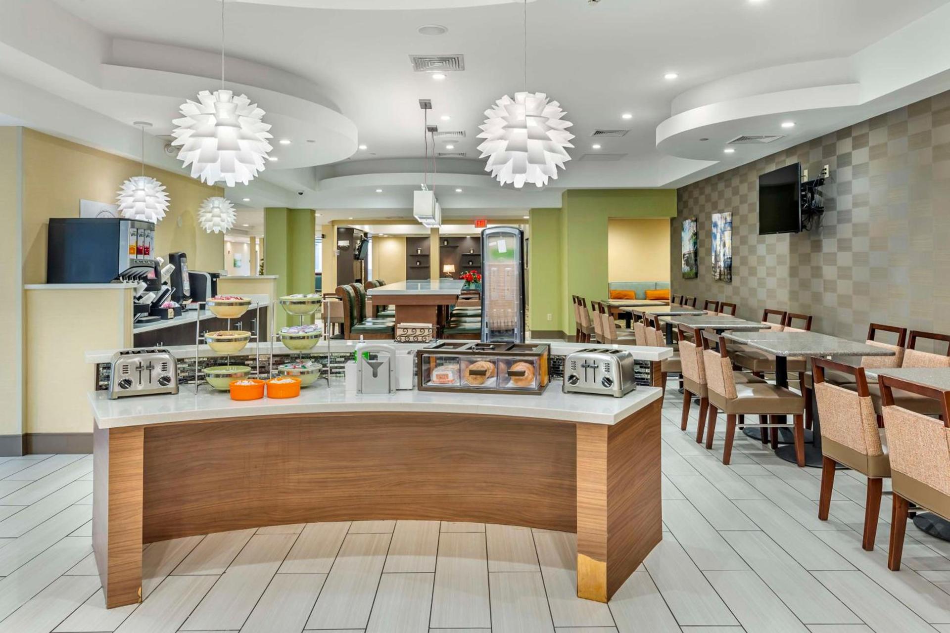 Best Western Plus New Englander photo 36
