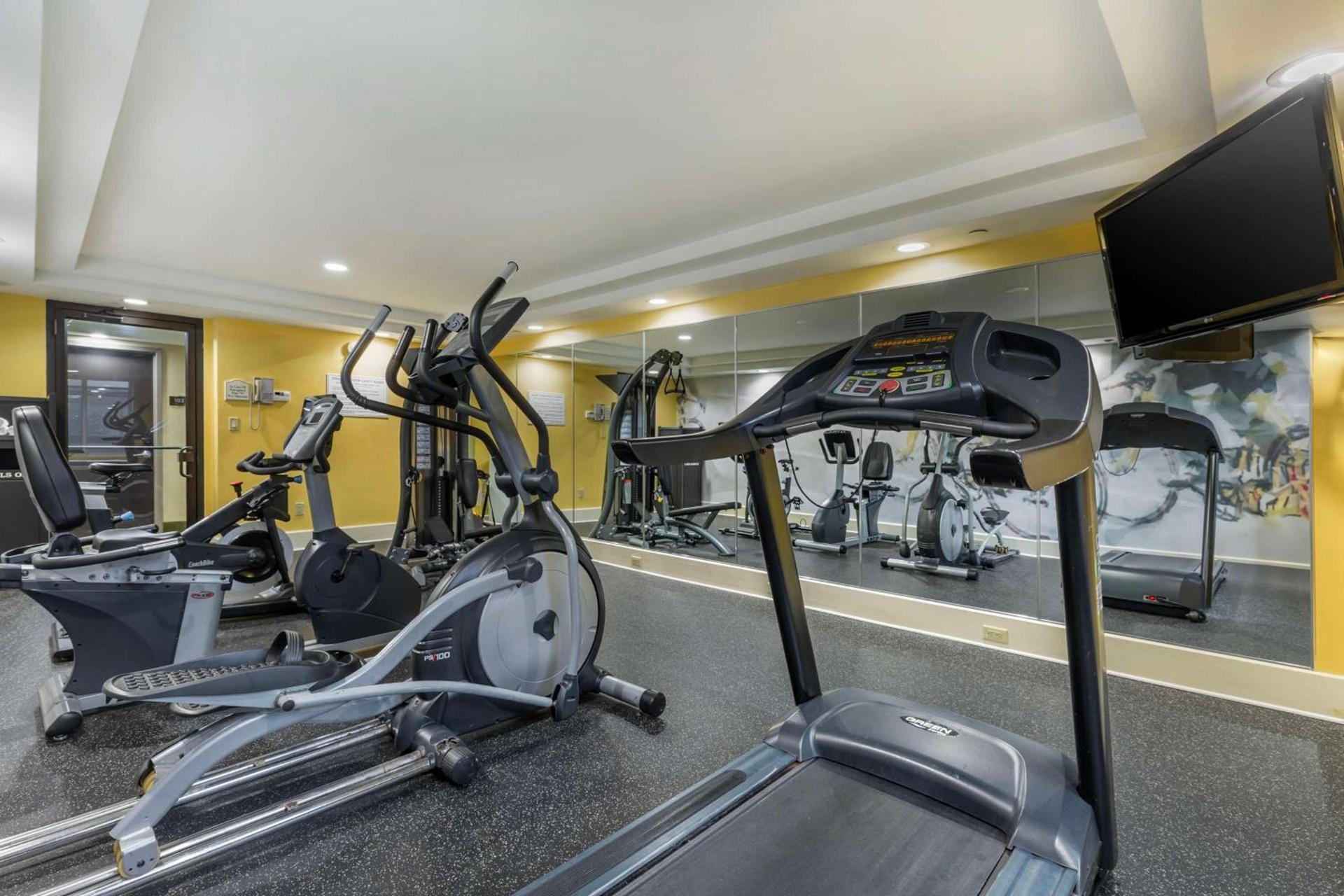 Best Western Plus New Englander photo 5