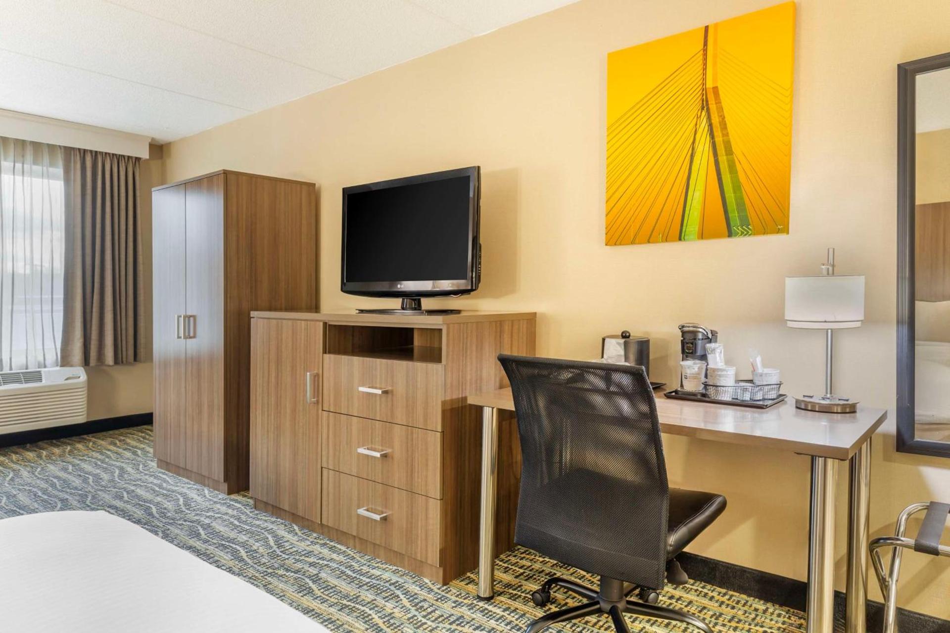 Best Western Plus New Englander photo 21