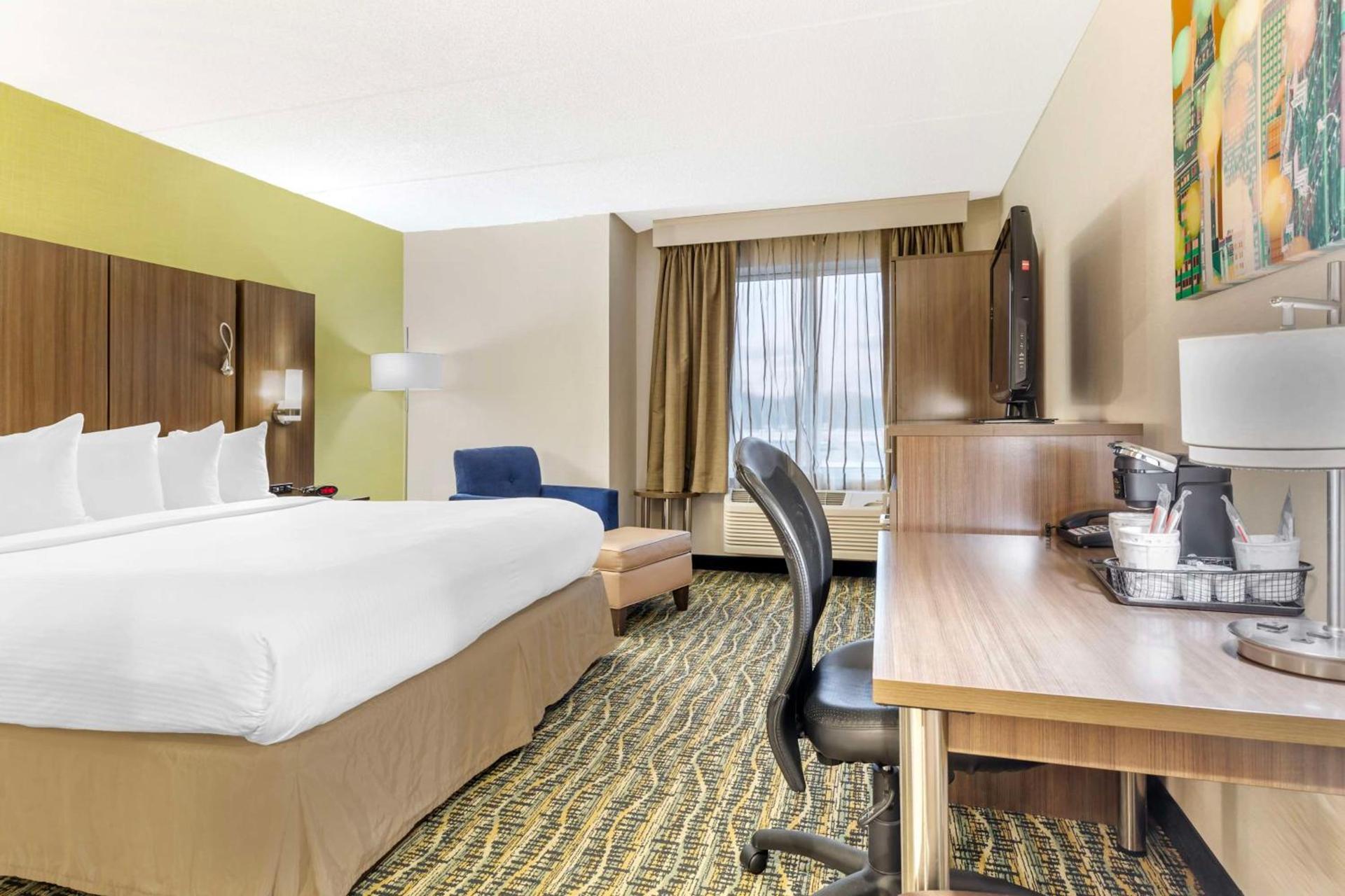 Best Western Plus New Englander photo 25