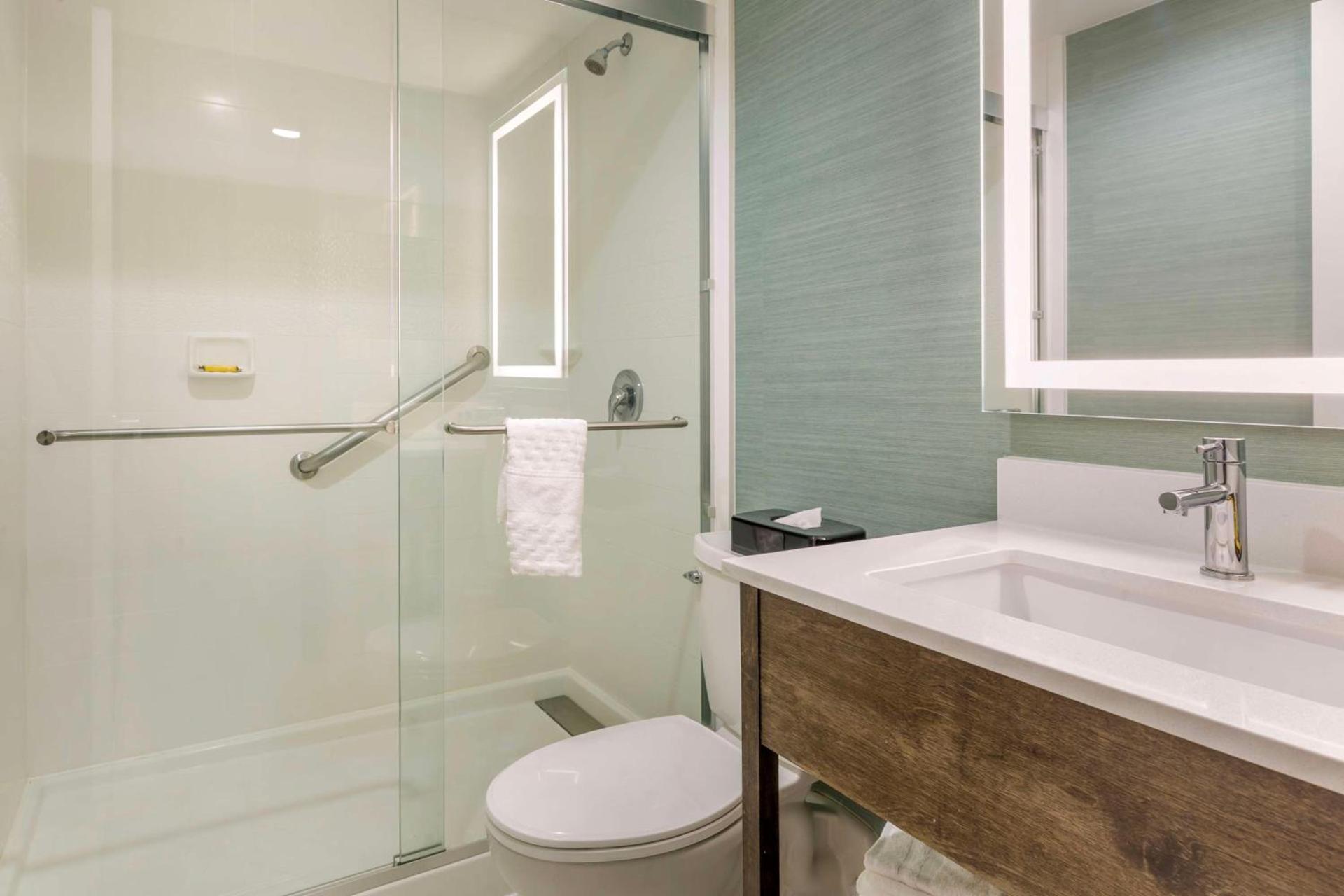 Best Western Plus New Englander photo 28