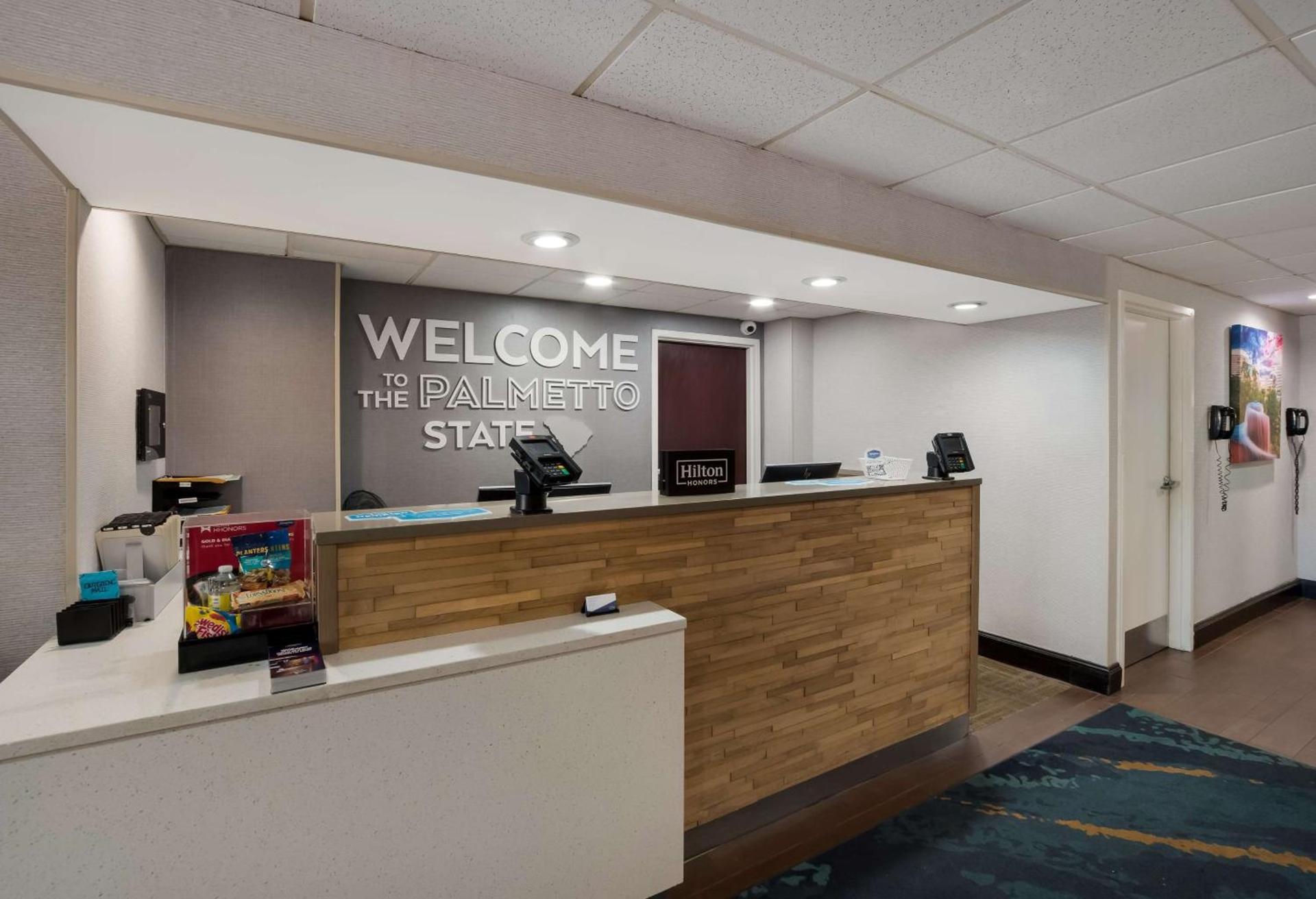 Hampton Inn Columbia-I-26 Airport photo 6
