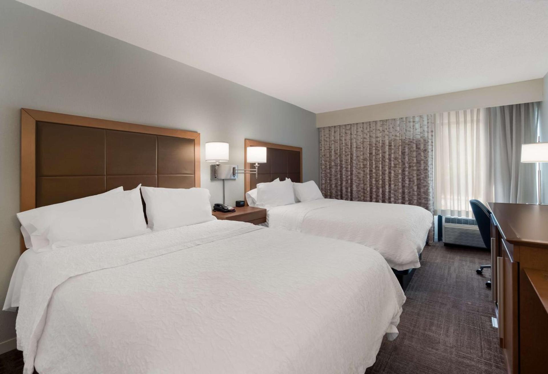 Hampton Inn Columbia-I-26 Airport photo 20