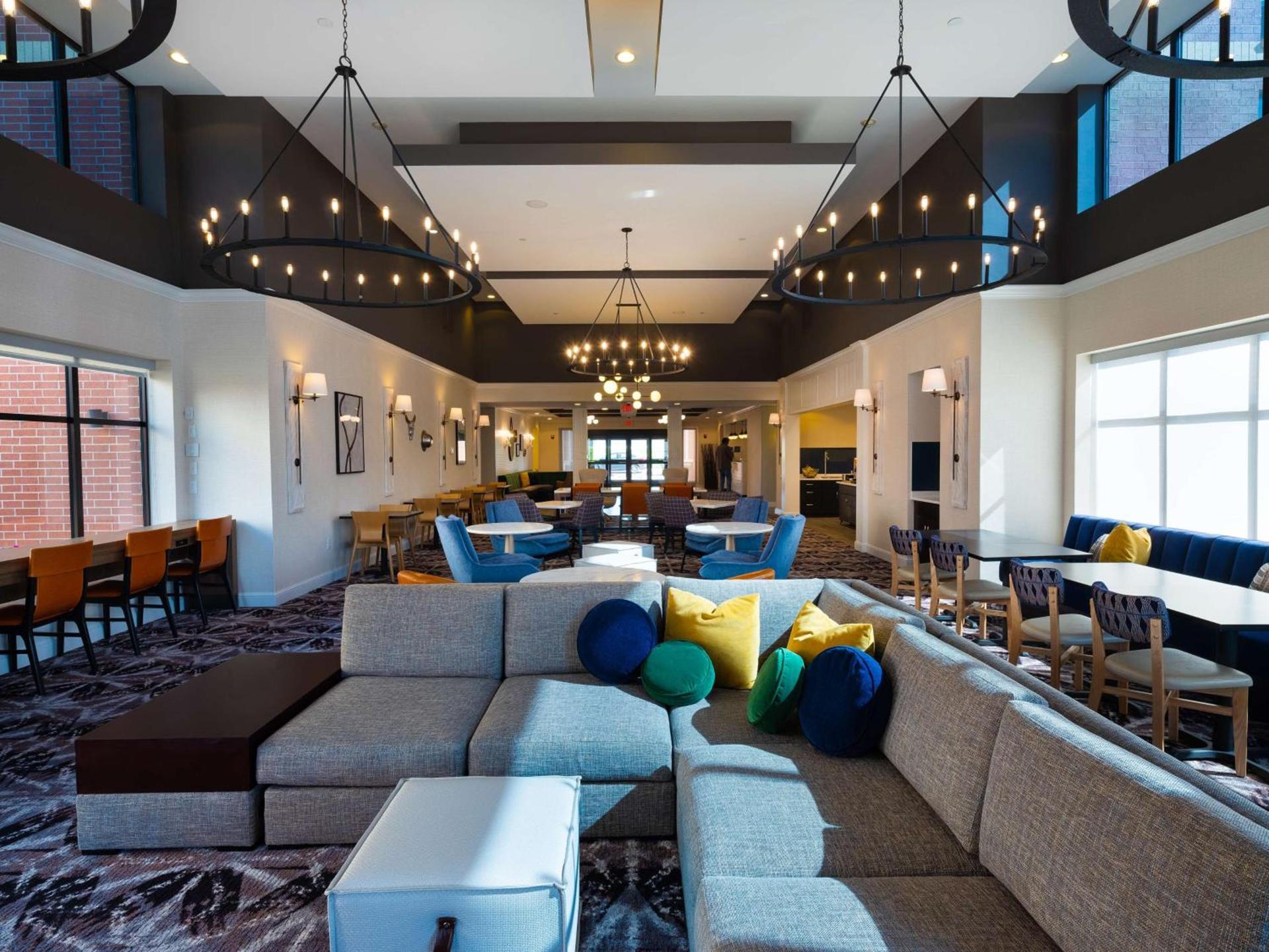 Homewood Suites by Hilton Joplin photo 9