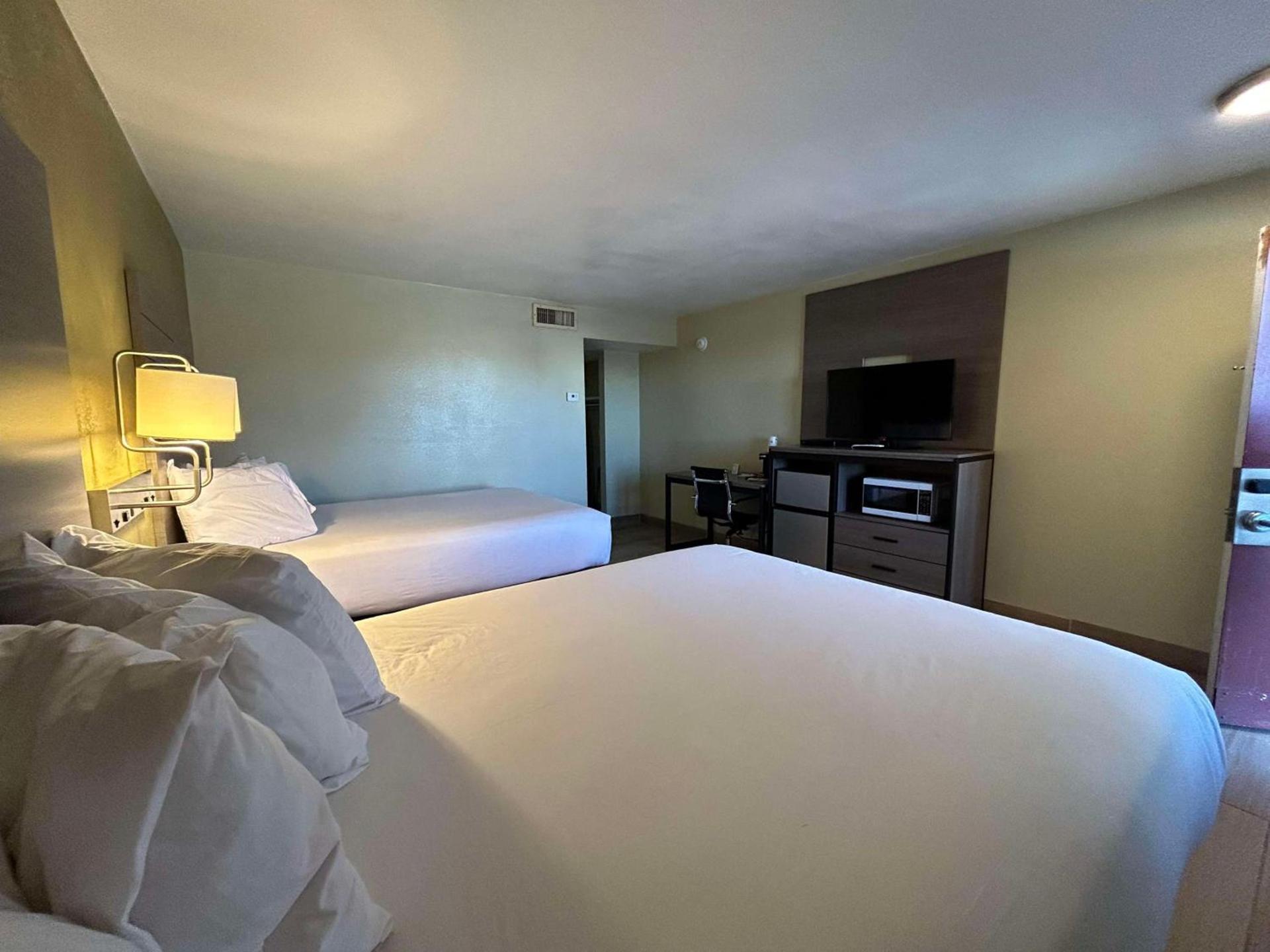 SureStay by Best Western Chambers Petrified Forest photo 5