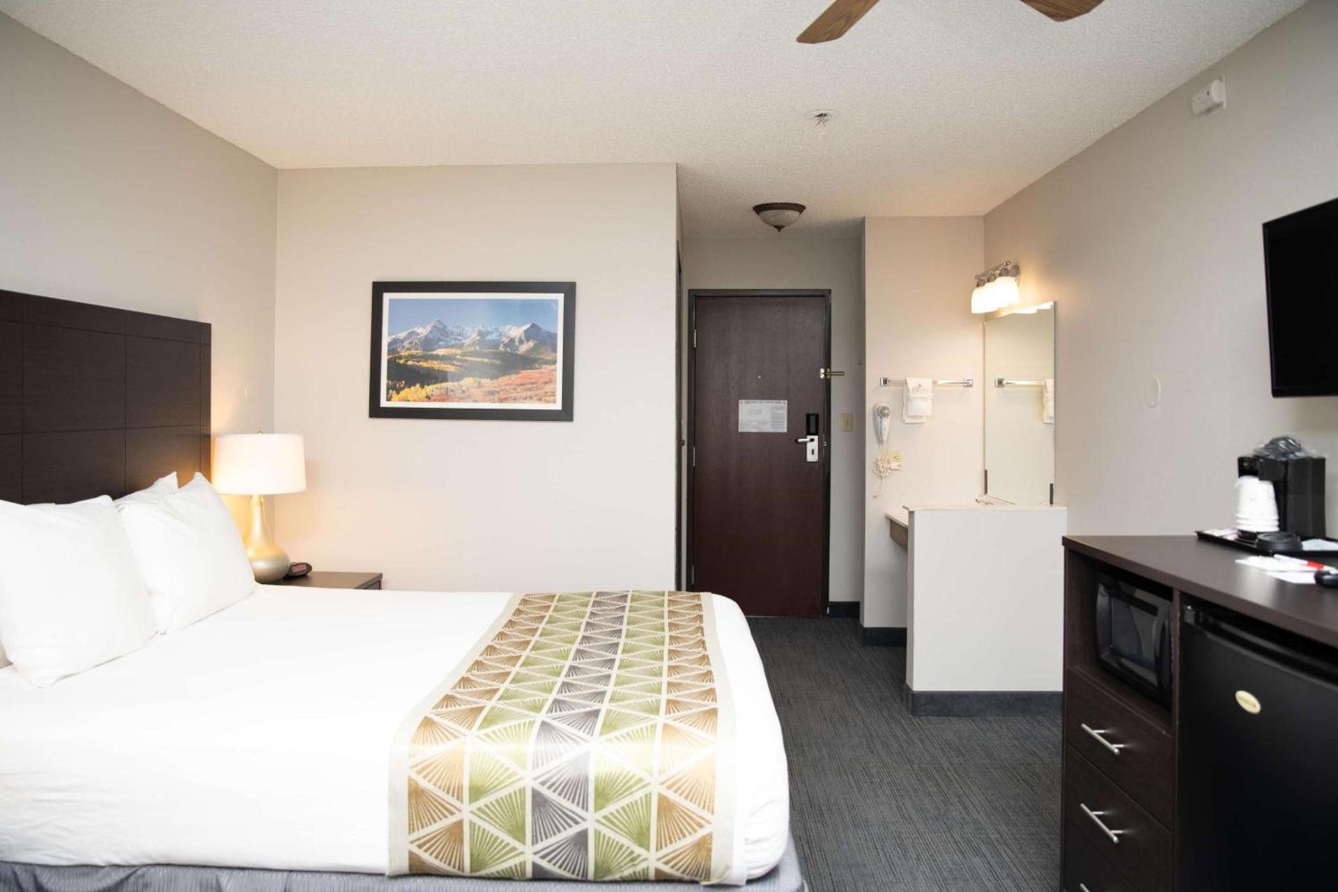 SureStay Plus by Best Western Montrose photo 12