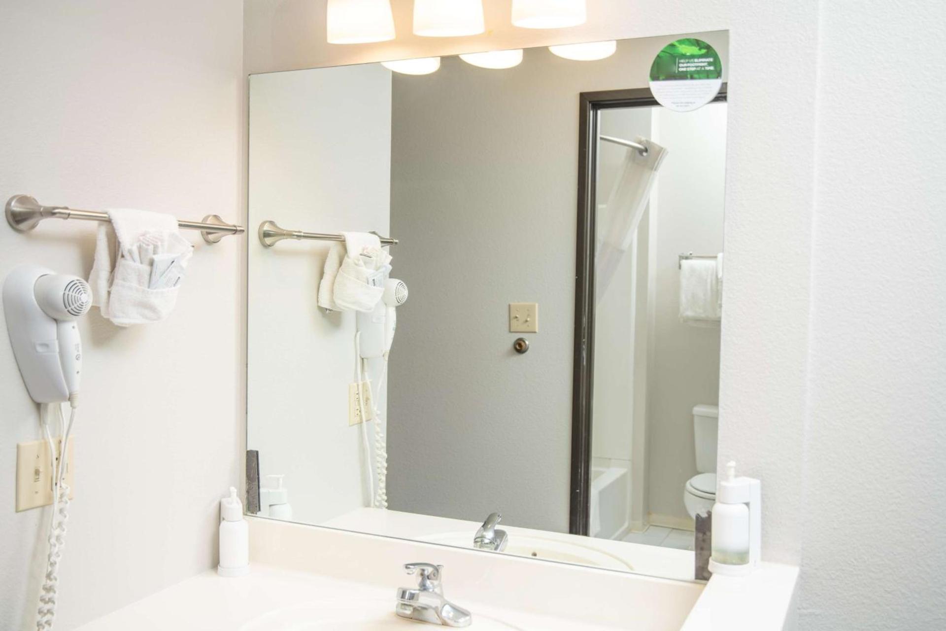SureStay Plus by Best Western Montrose photo 27