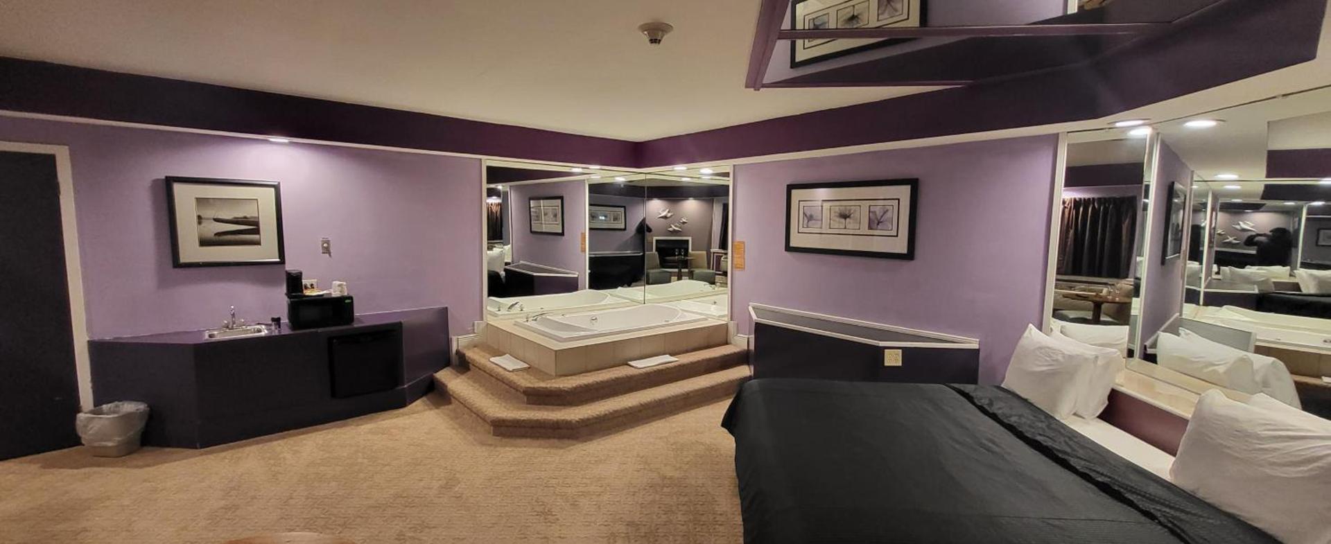 Inn of the Dove Harrisburg-Hershey Romantic Suites photo 61