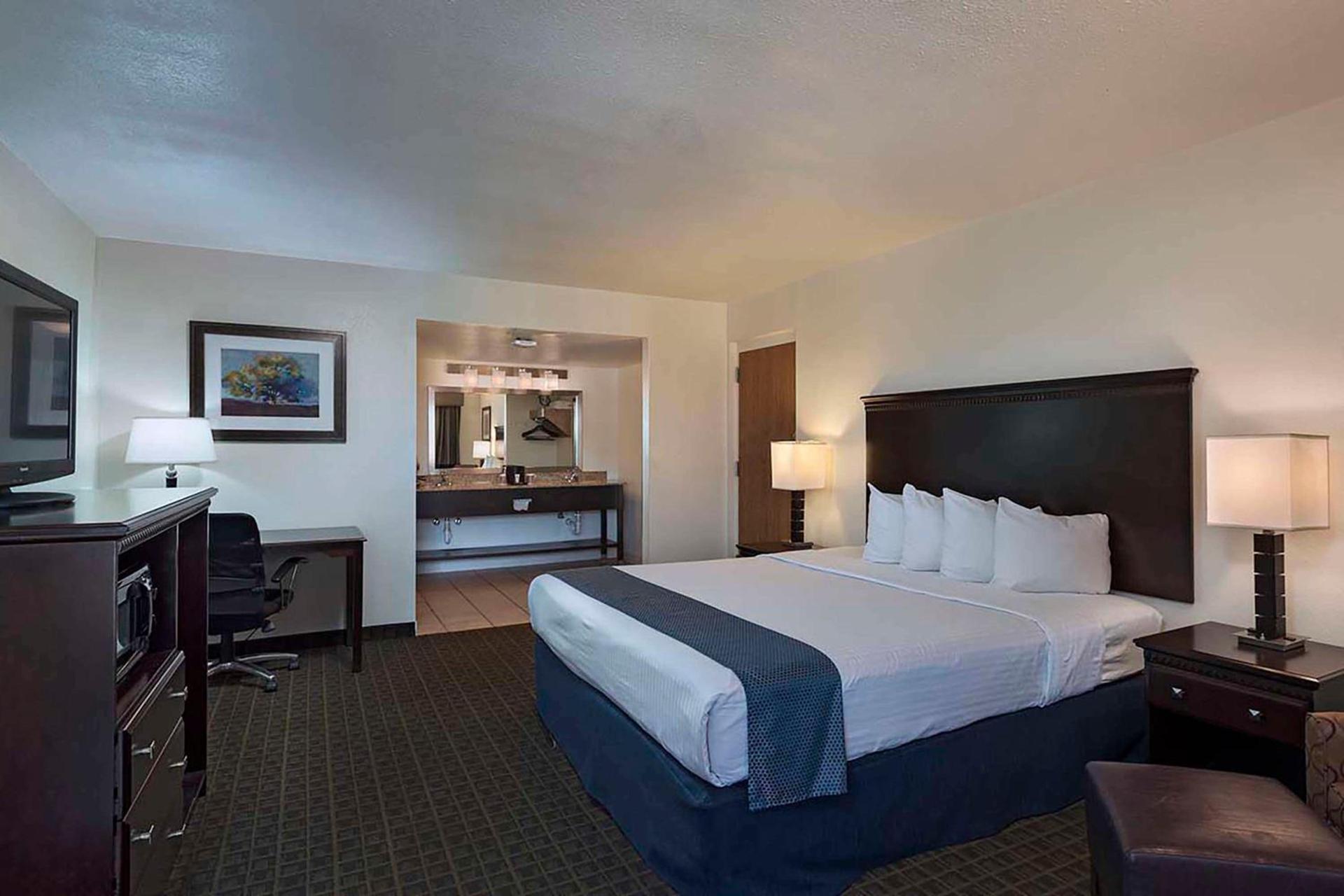 Stevens Inn photo 40
