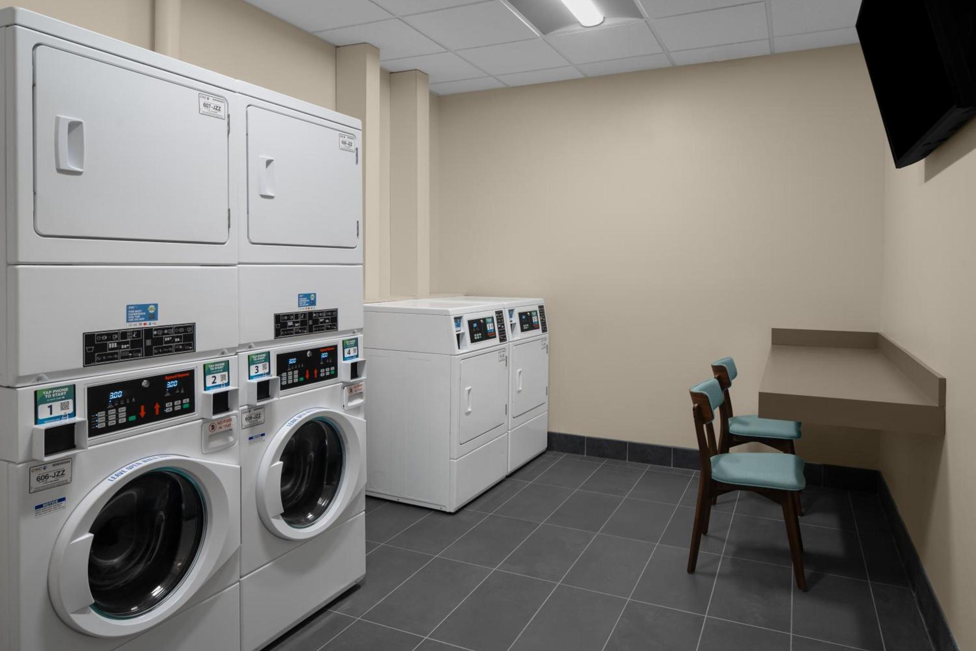 Hyatt House Lansing-University Area photo 35
