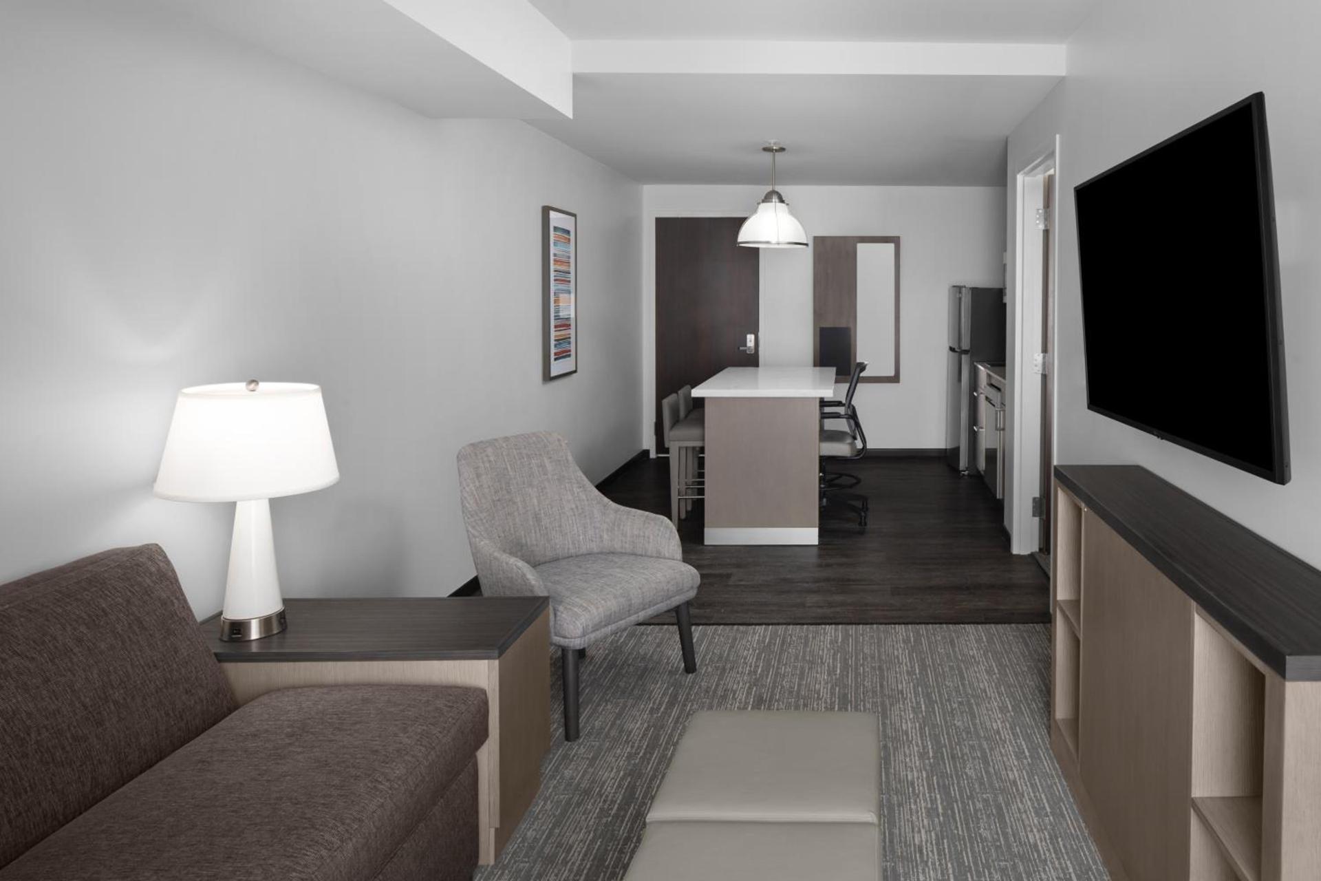 Hyatt House Lansing-University Area photo 8