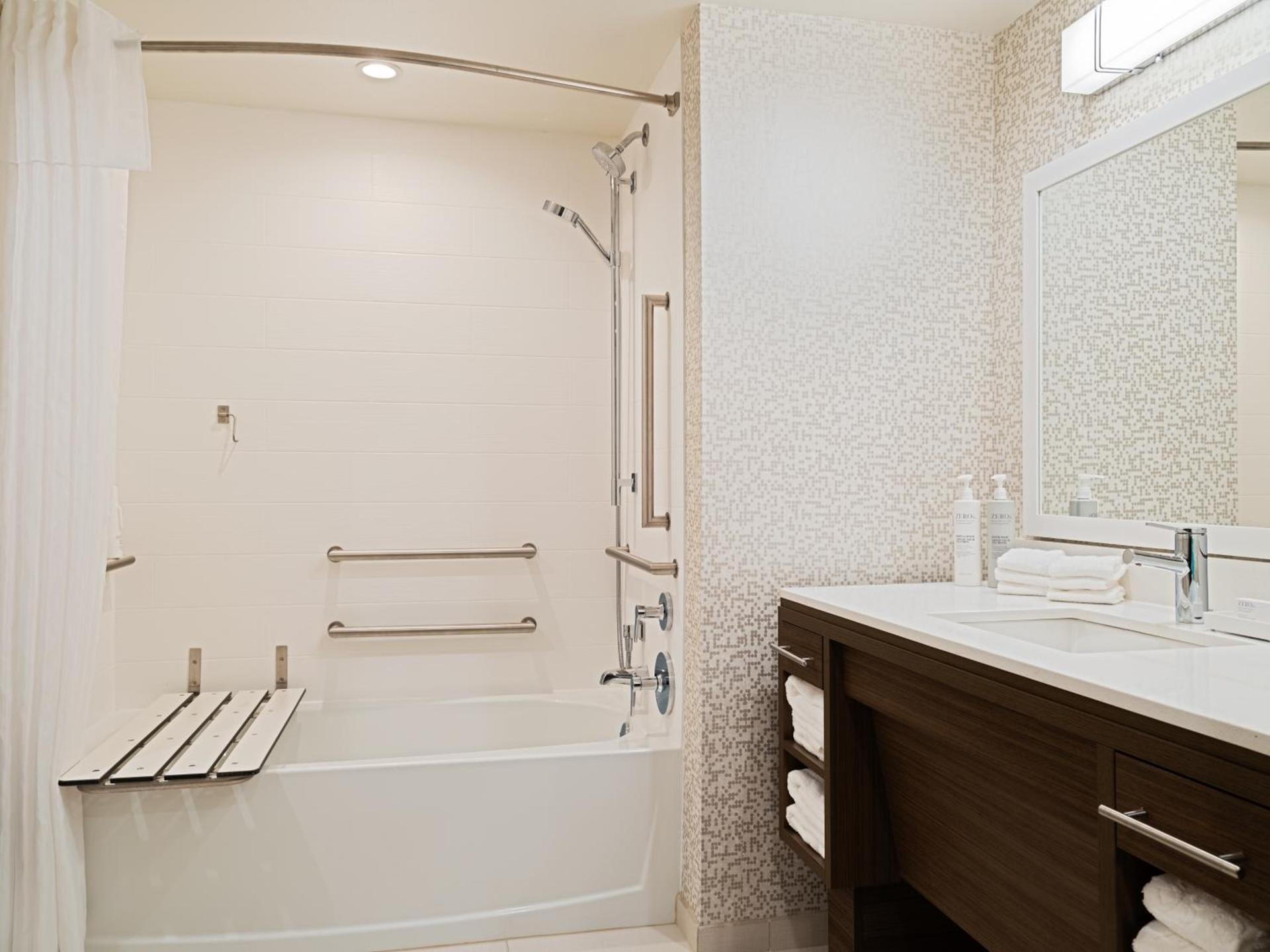 Home2 Suites By Hilton Atlanta Airport College Park photo 13