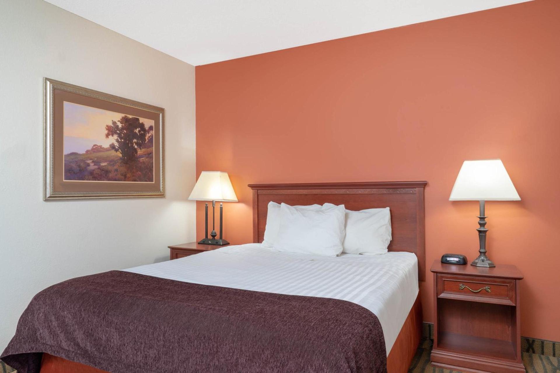Aspen Hotel Rogers Formerly Americ inn photo 11