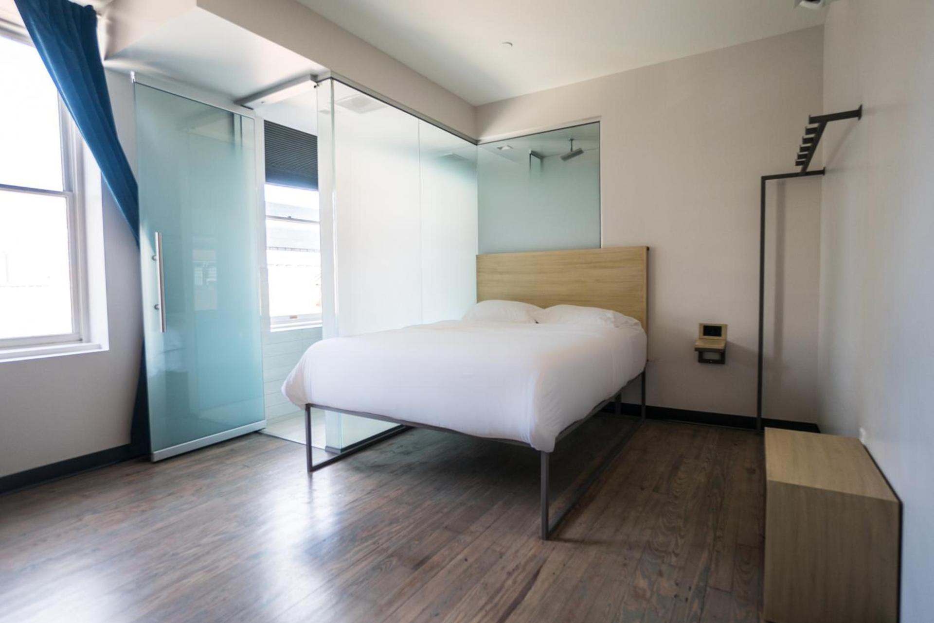 SOVA Micro-Room & Social Hotel photo 32