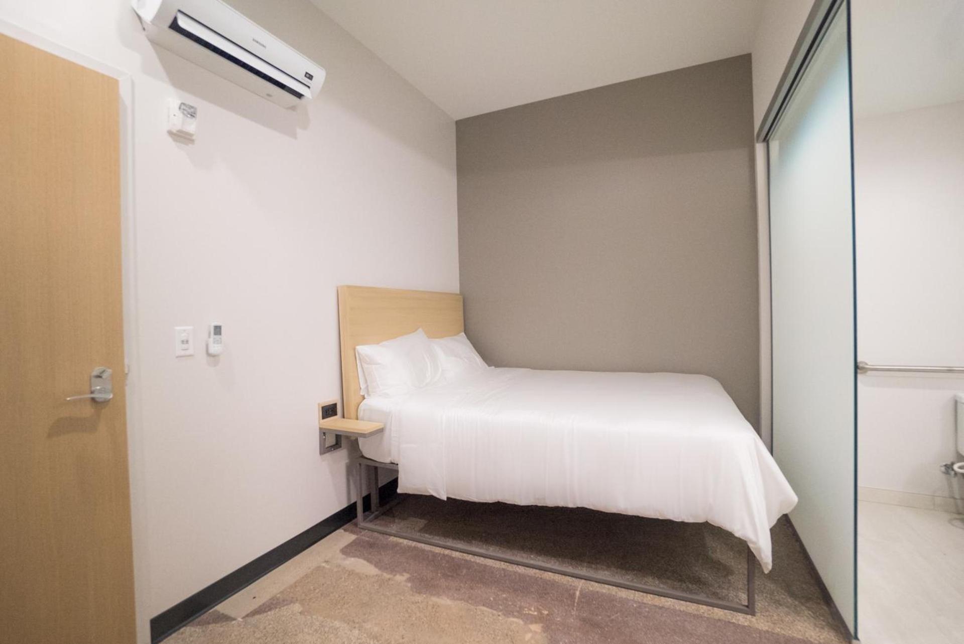 SOVA Micro-Room & Social Hotel photo 36