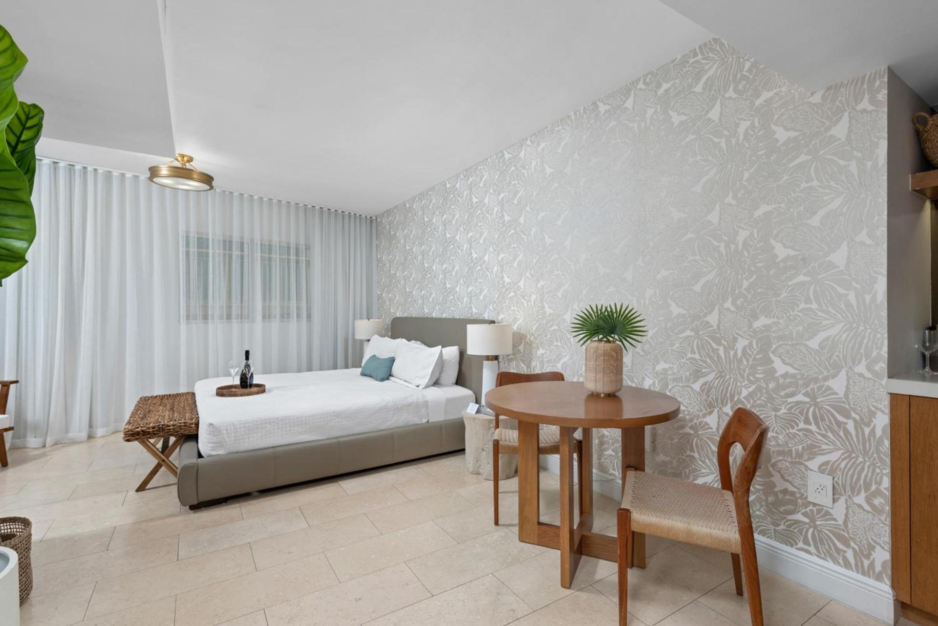 Bentley Hotel South Beach photo 30