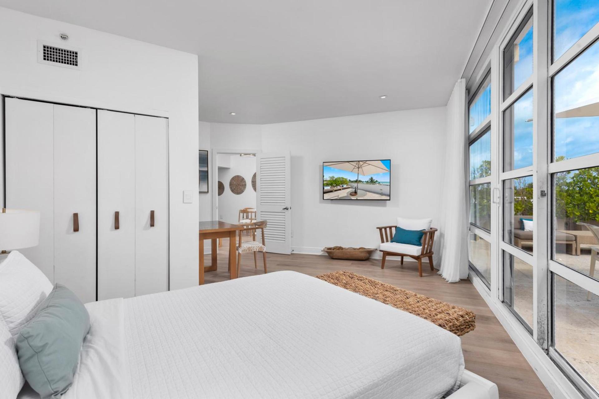 Bentley Hotel South Beach photo 58