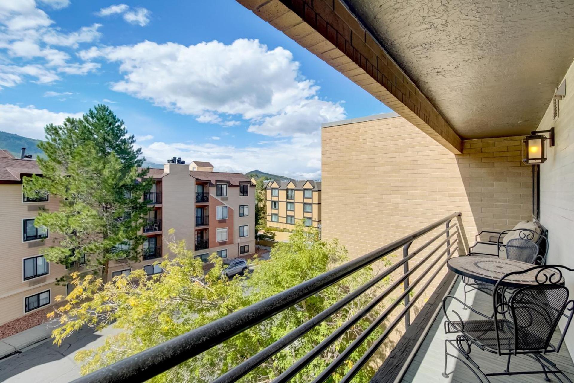New Claim by All Seasons Resort Lodging photo 12