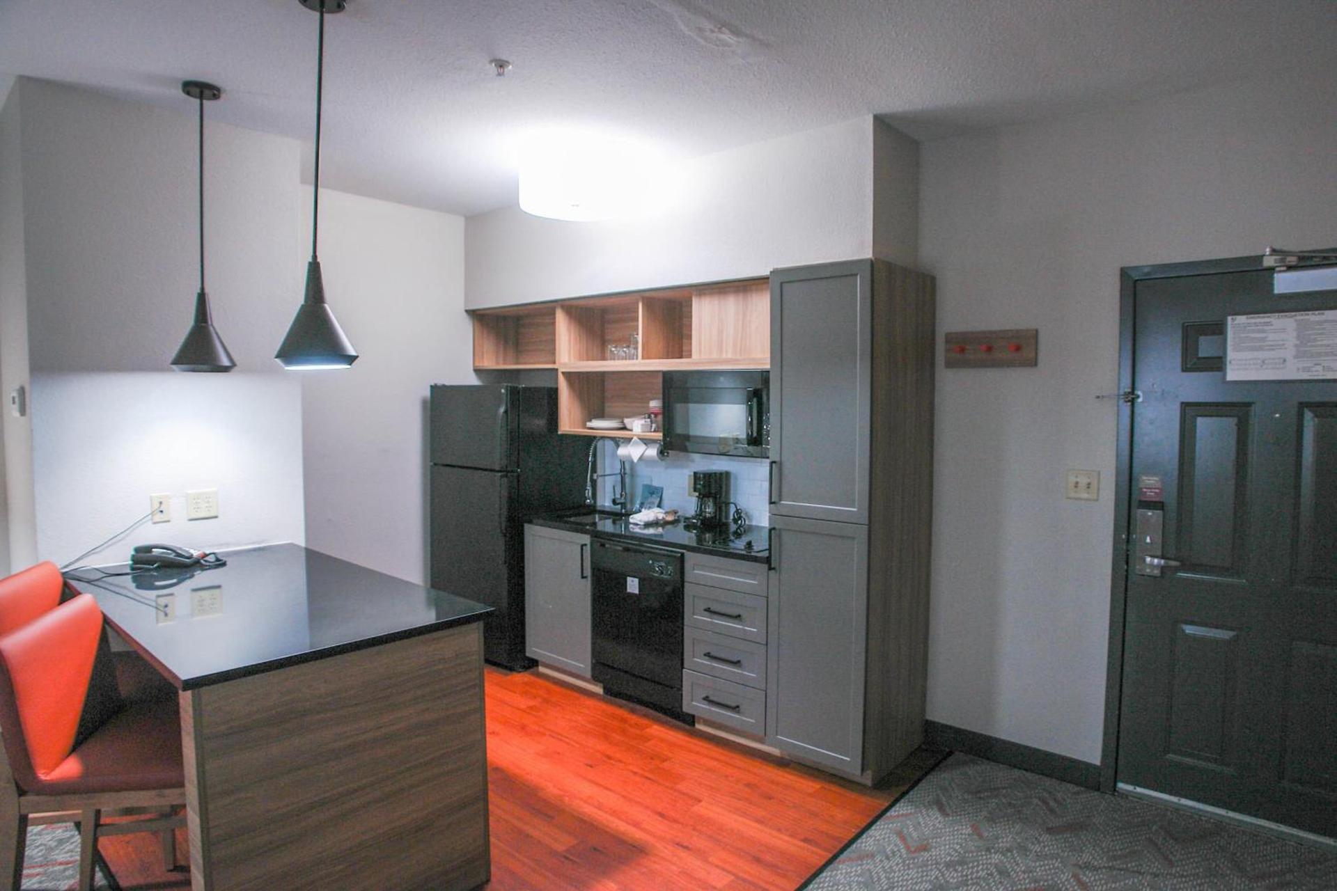 Candlewood Suites Houston I-10 East by IHG photo 53