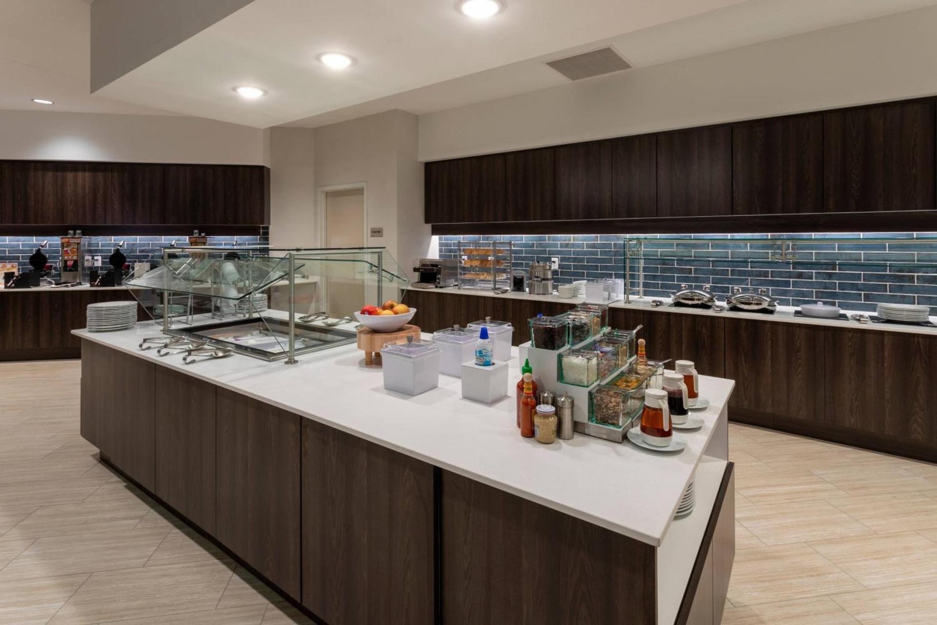 SpringHill Suites Minneapolis Maple Grove/Arbor Lakes photo 17