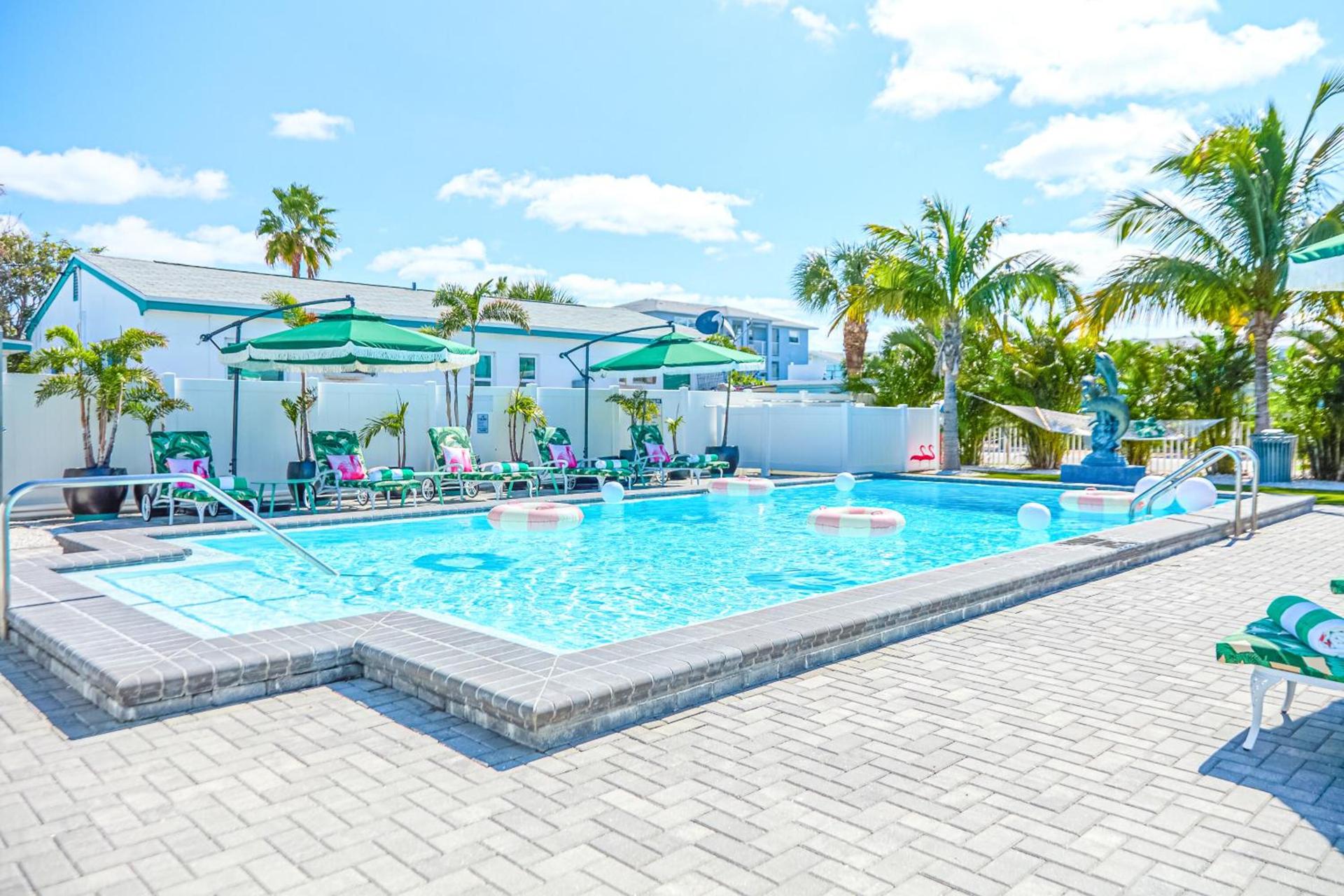 The Pearl Cabana Club photo 31