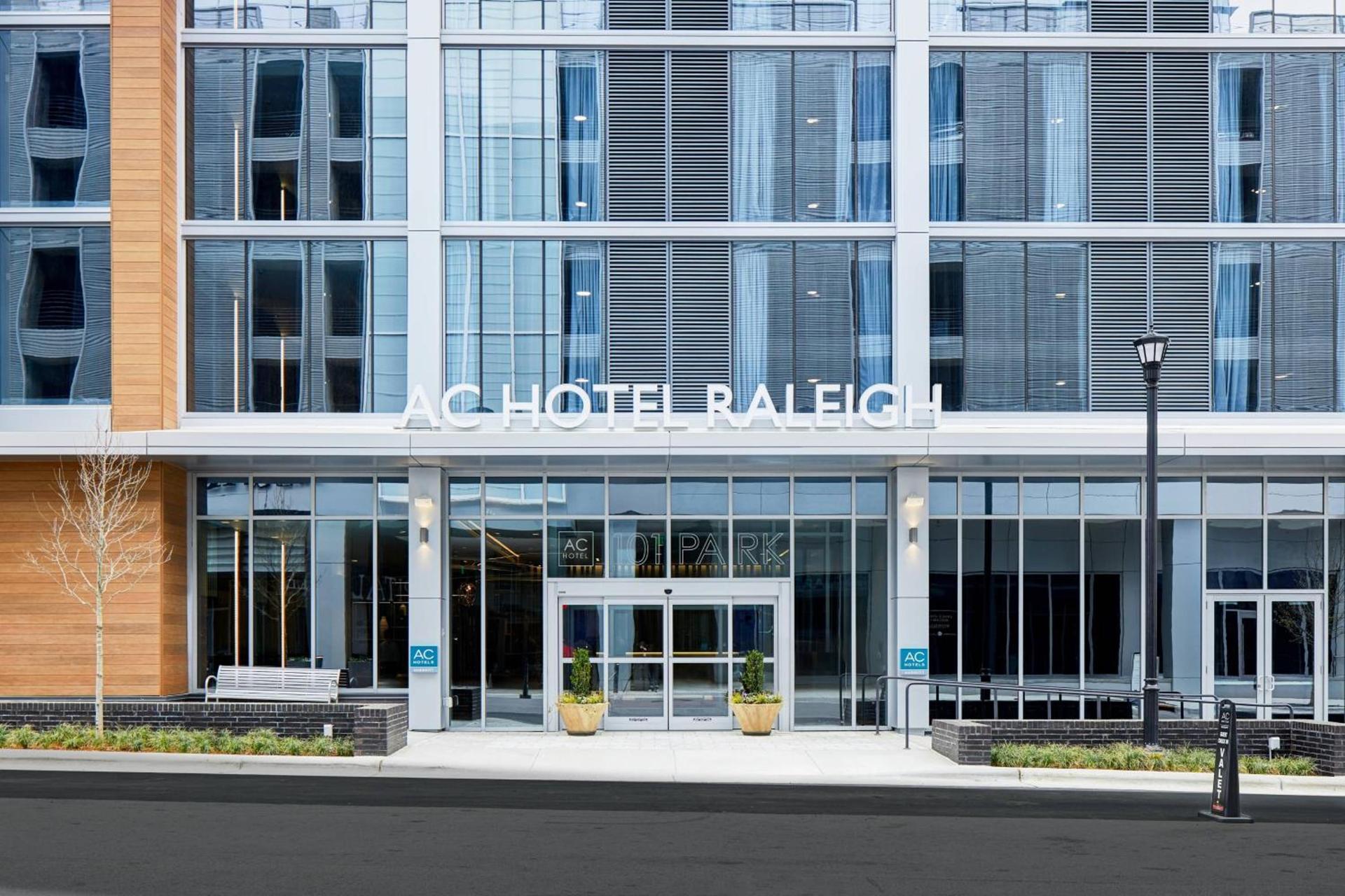AC Hotel by Marriott Raleigh North Hills photo 4