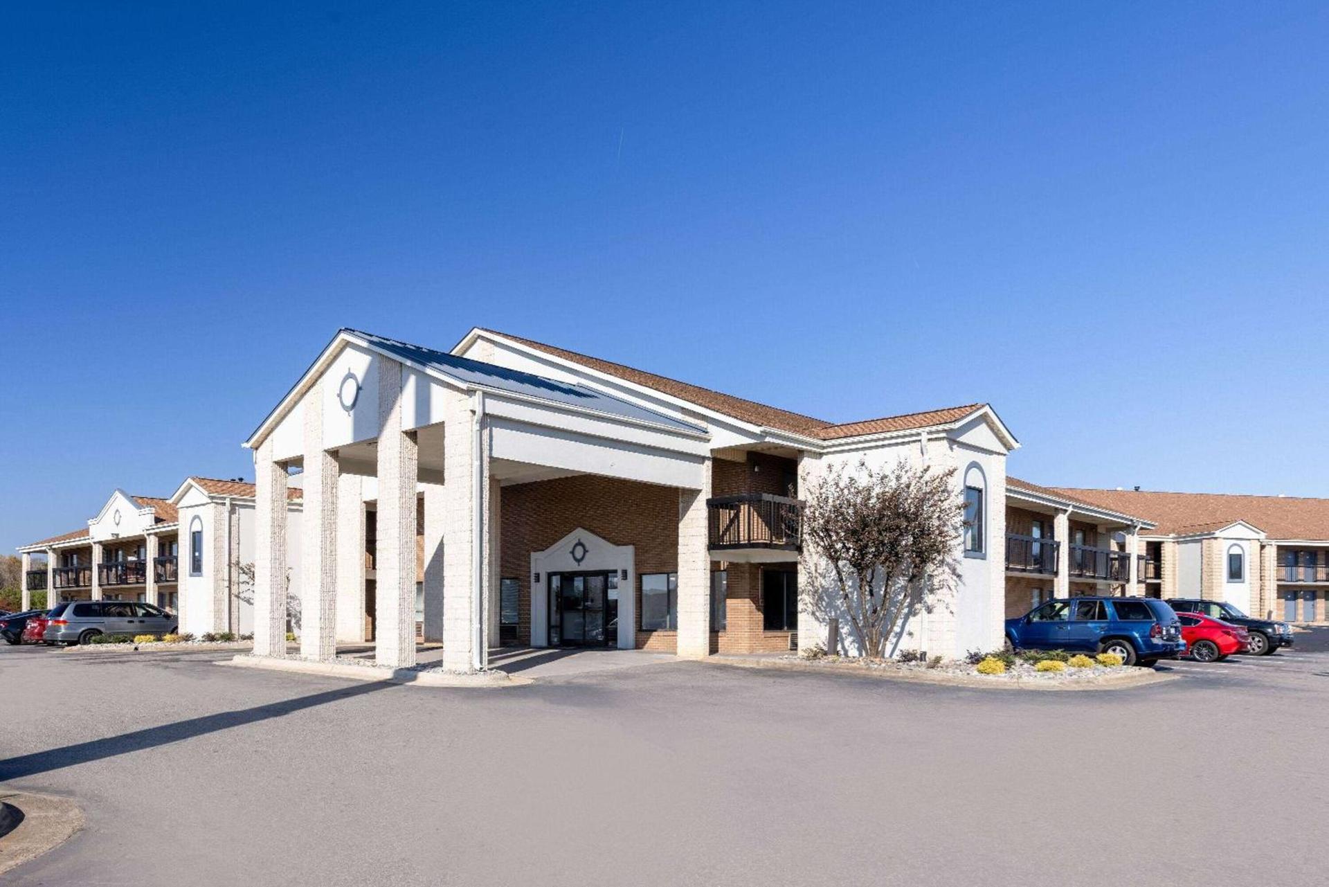 Days Inn by Wyndham Mooresville Lake Norman photo 6