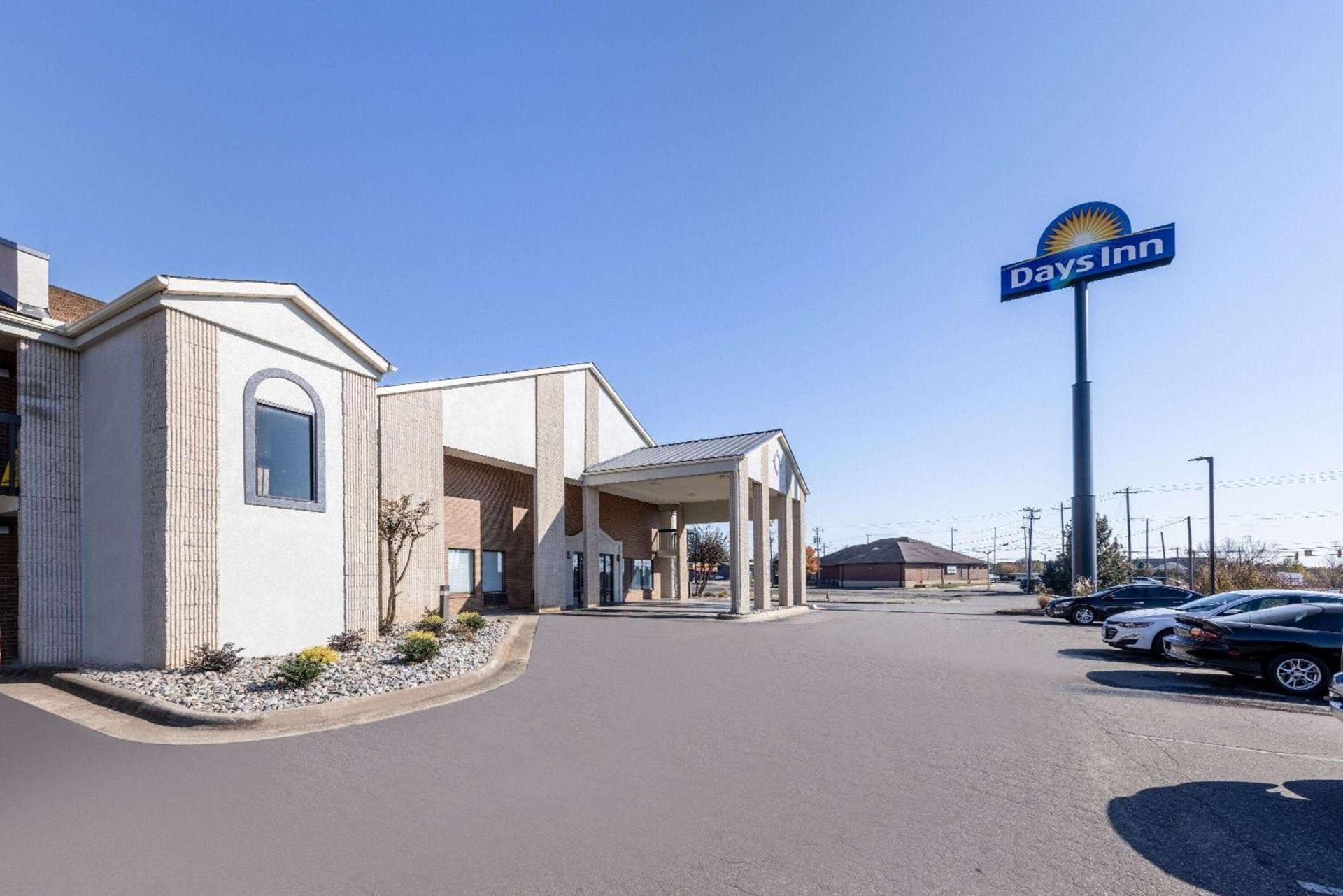 Days Inn by Wyndham Mooresville Lake Norman photo 8
