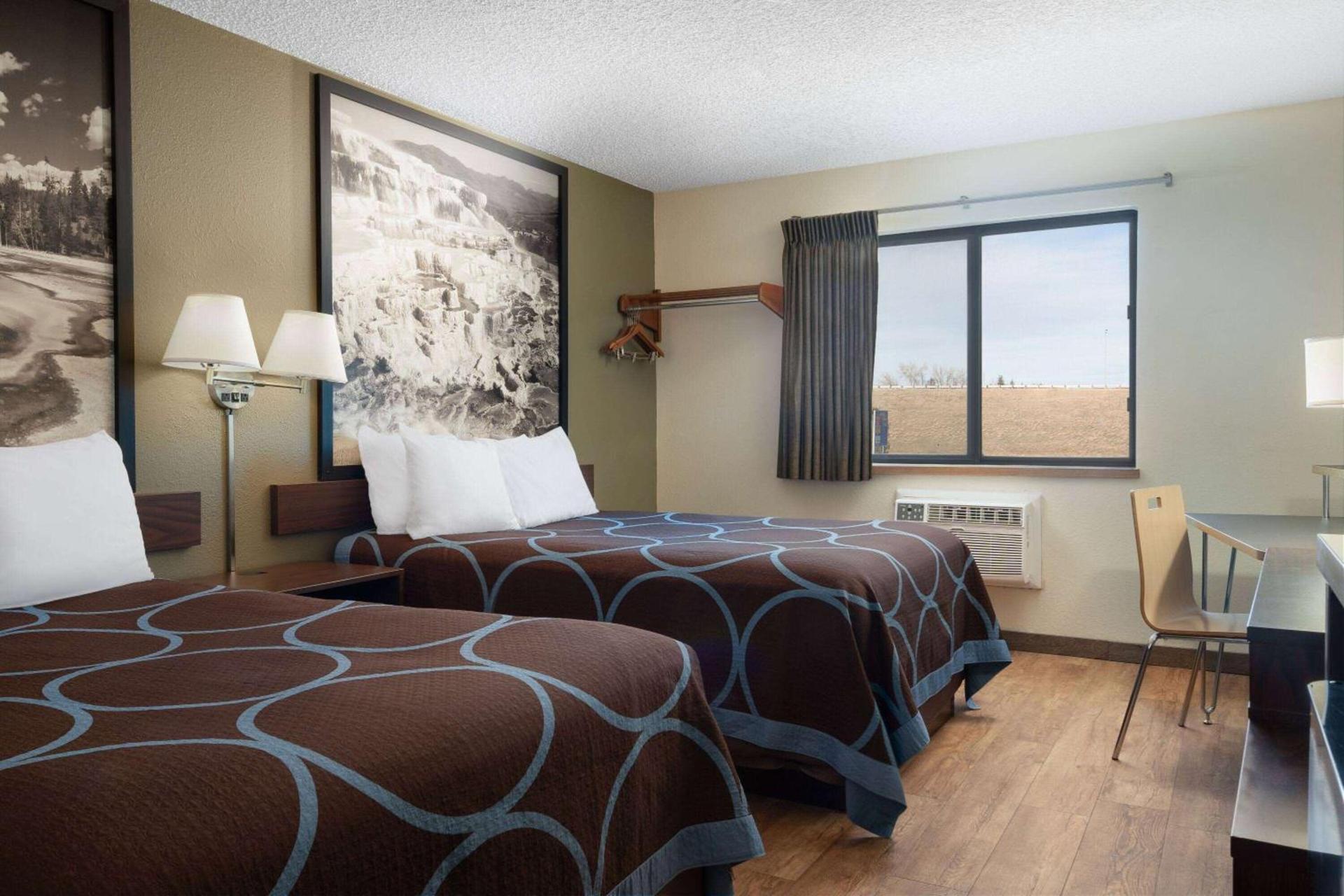Super 8 by Wyndham Livingston Yellowstone photo 34