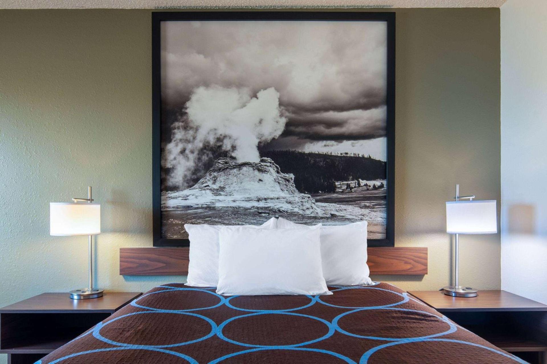 Super 8 by Wyndham Livingston Yellowstone photo 38