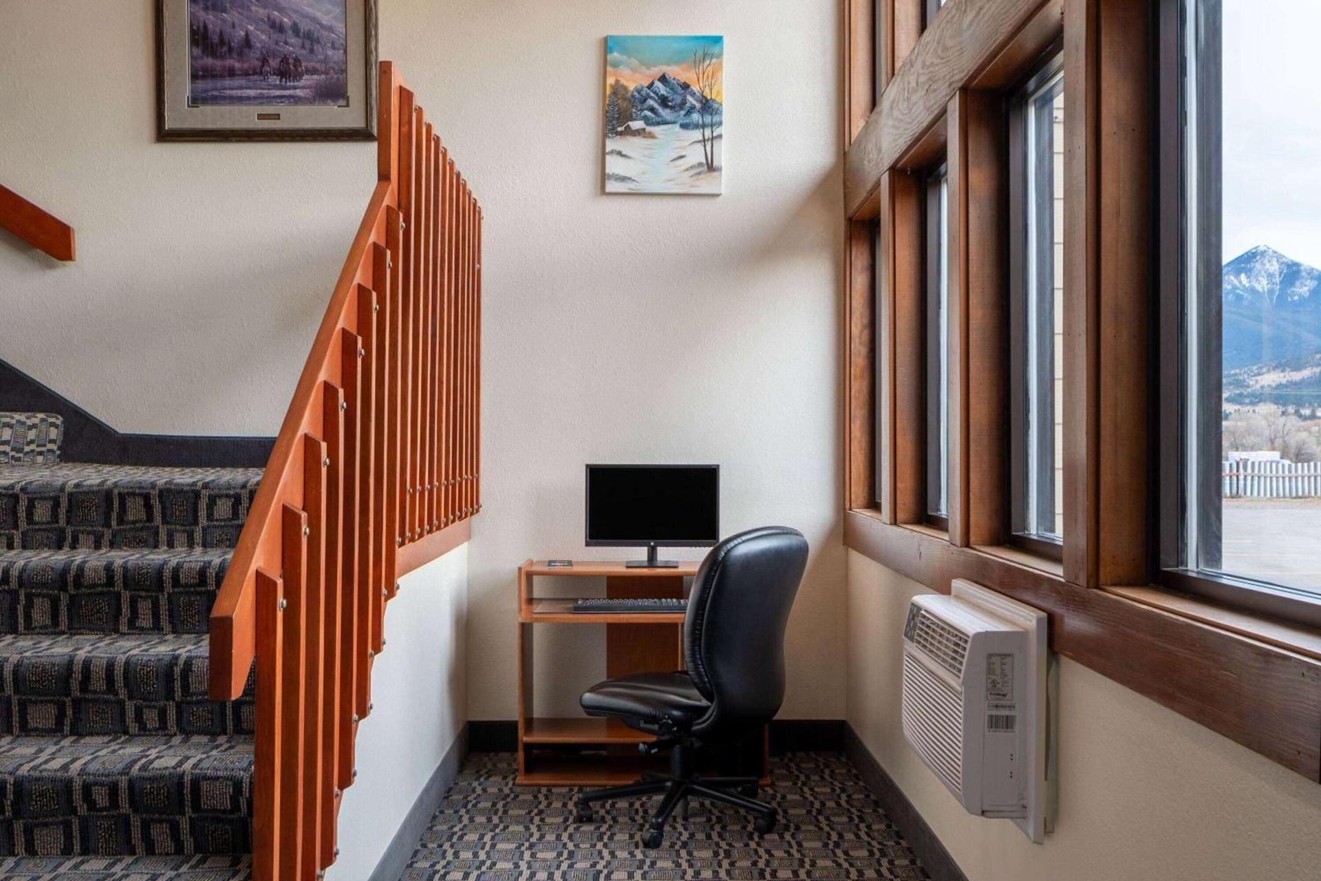 Super 8 by Wyndham Livingston Yellowstone photo 6