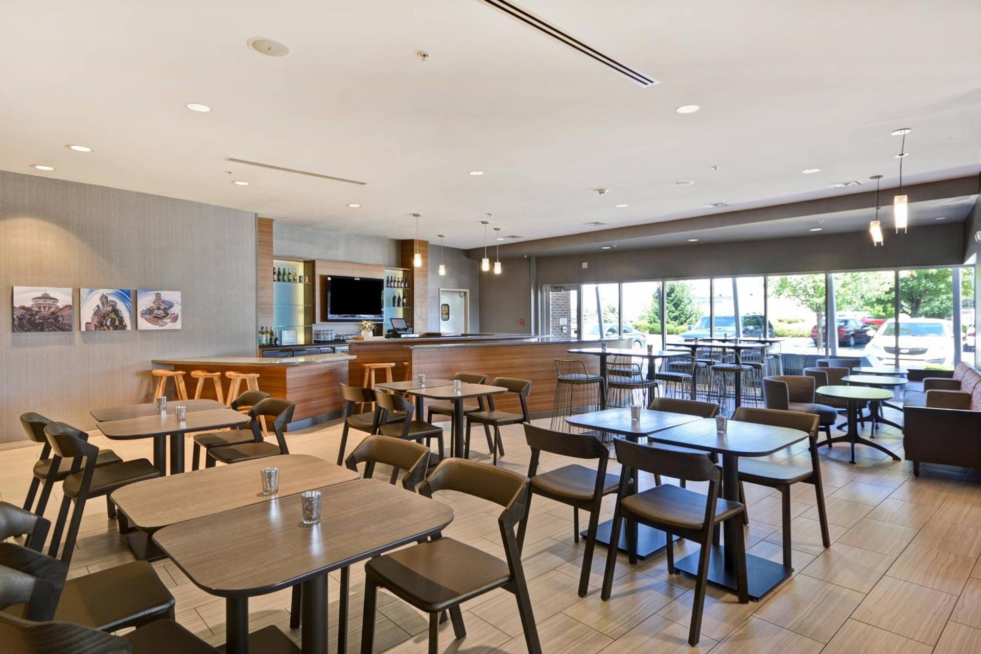 SpringHill Suites by Marriott Indianapolis Airport/Plainfield photo 40