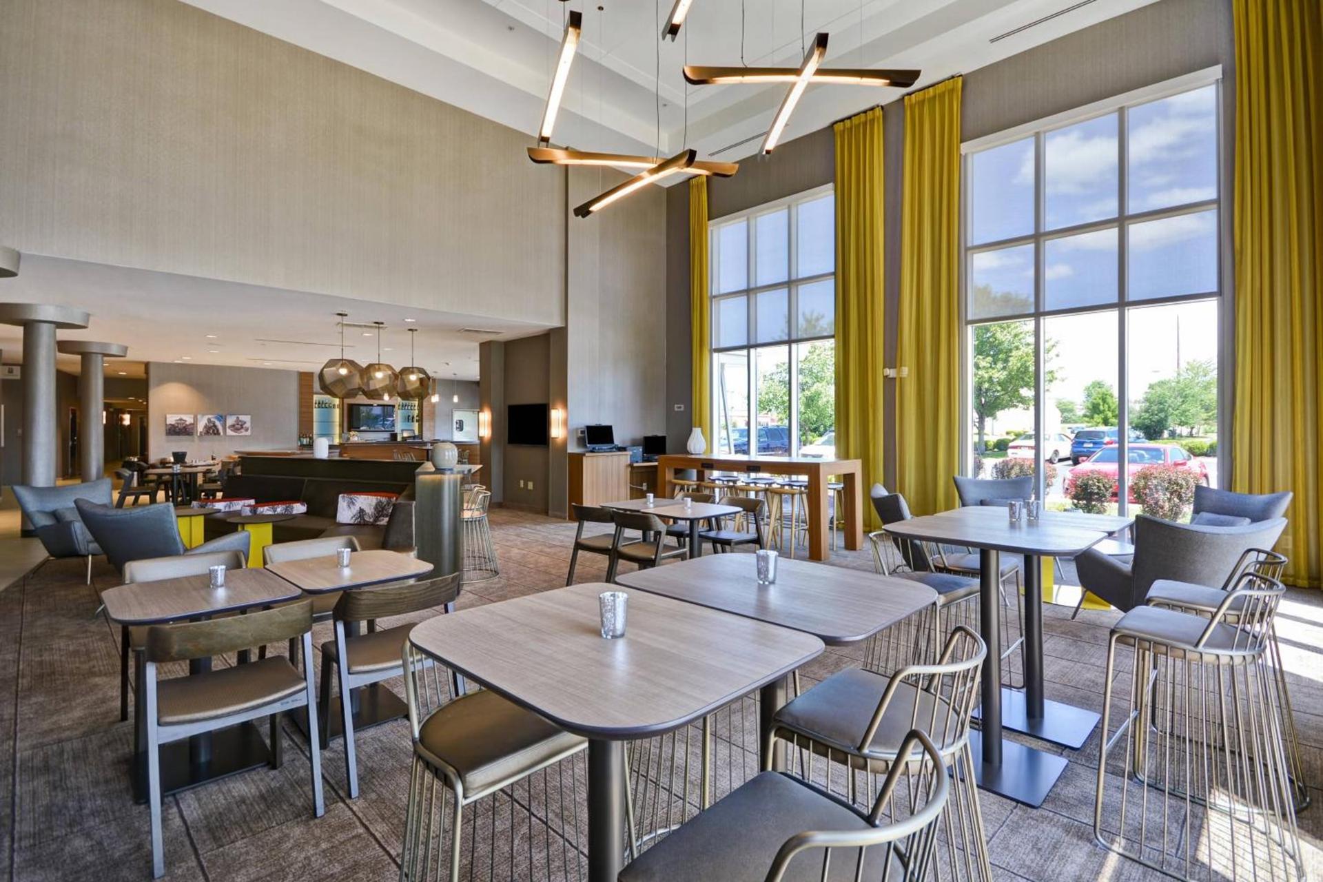SpringHill Suites by Marriott Indianapolis Airport/Plainfield photo 41