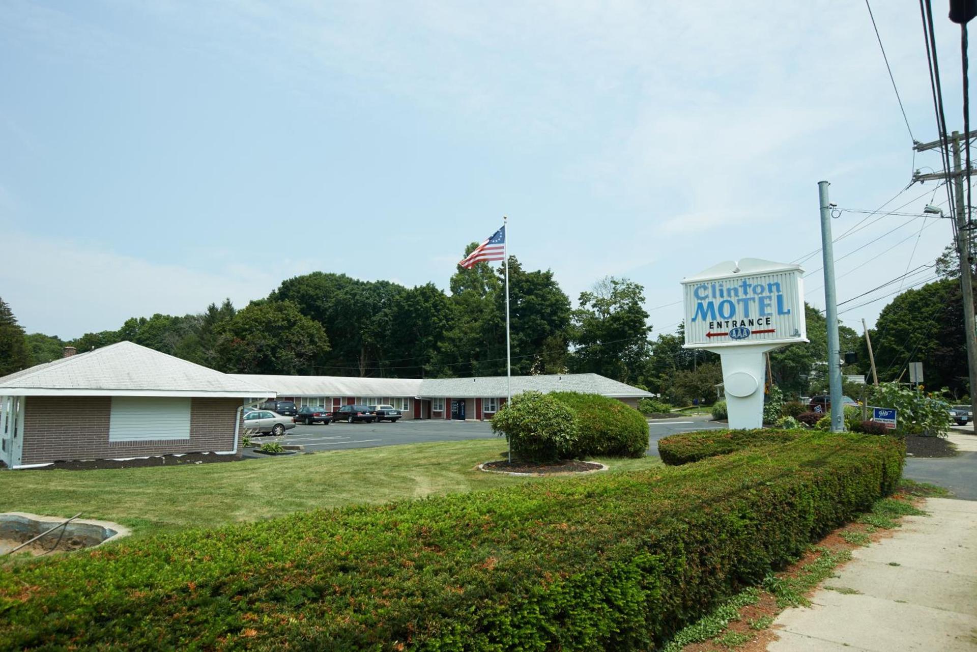 Clinton Motel photo 1