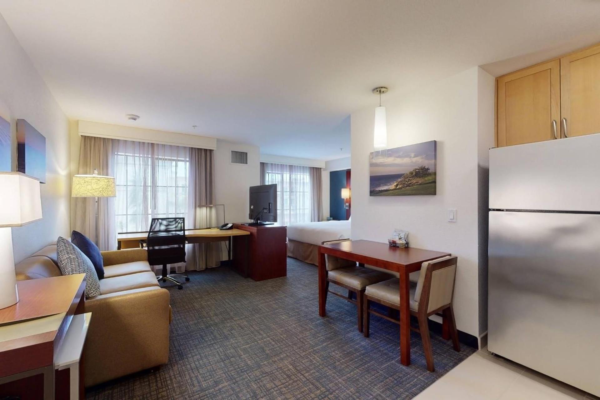 Residence Inn San Diego Del Mar photo 4