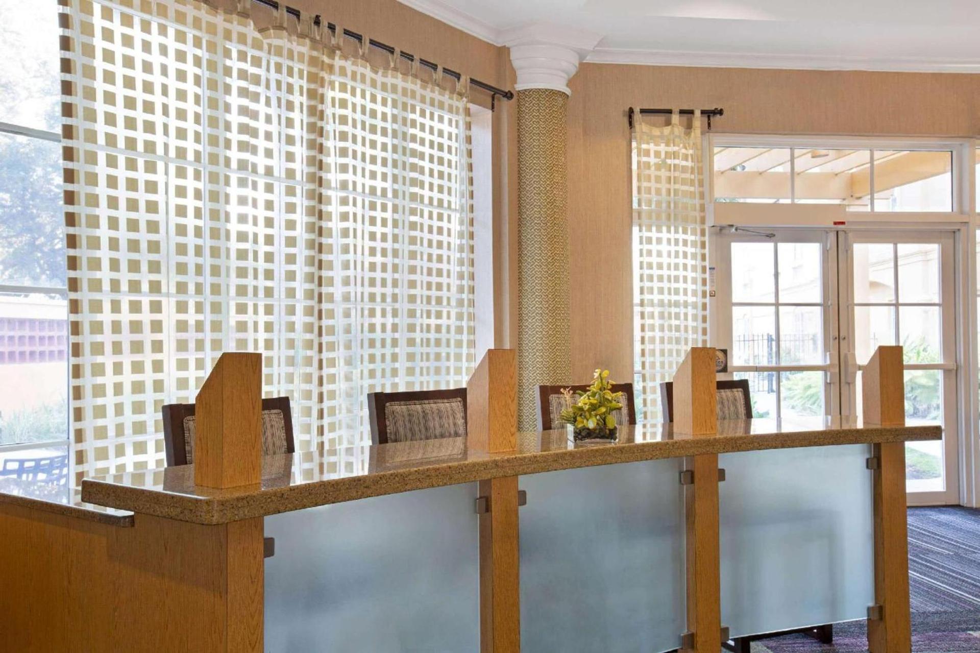 La Quinta by Wyndham Miami Airport West photo 19