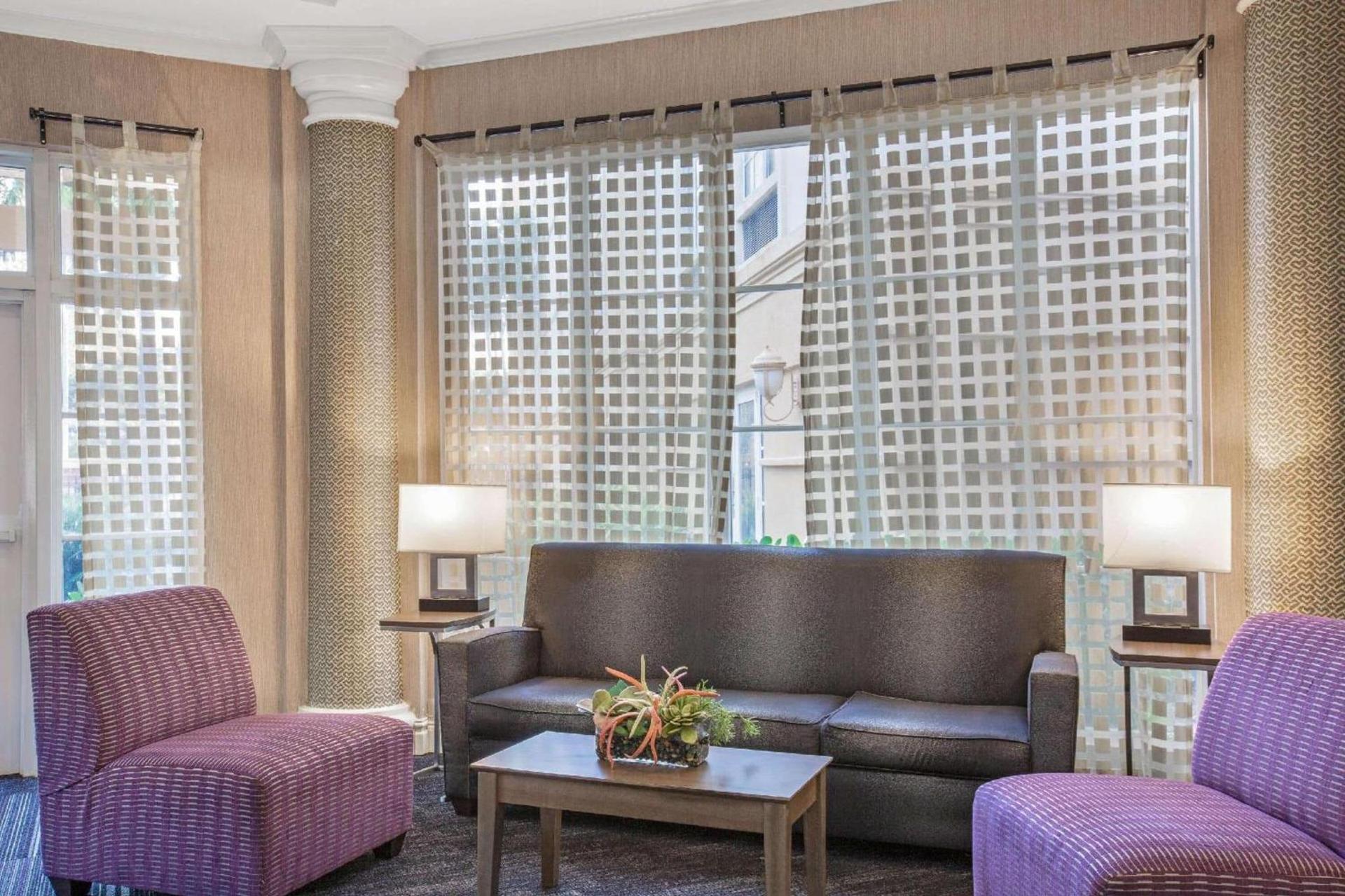 La Quinta by Wyndham Miami Airport West photo 16