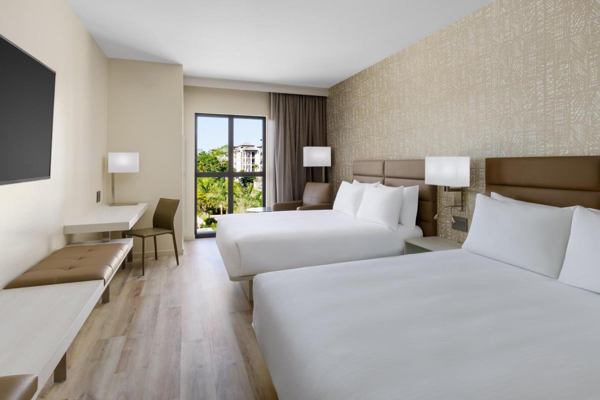 AC Hotel by Marriott Naples 5th Avenue photo 12