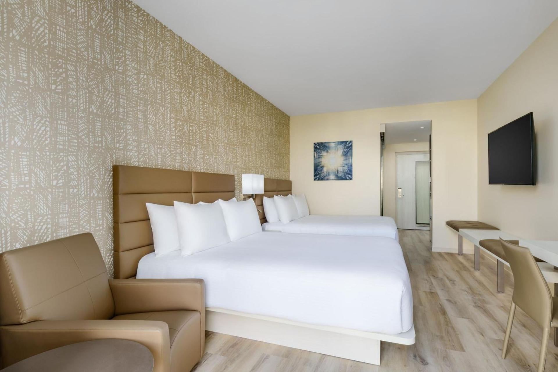 AC Hotel by Marriott Naples 5th Avenue photo 14