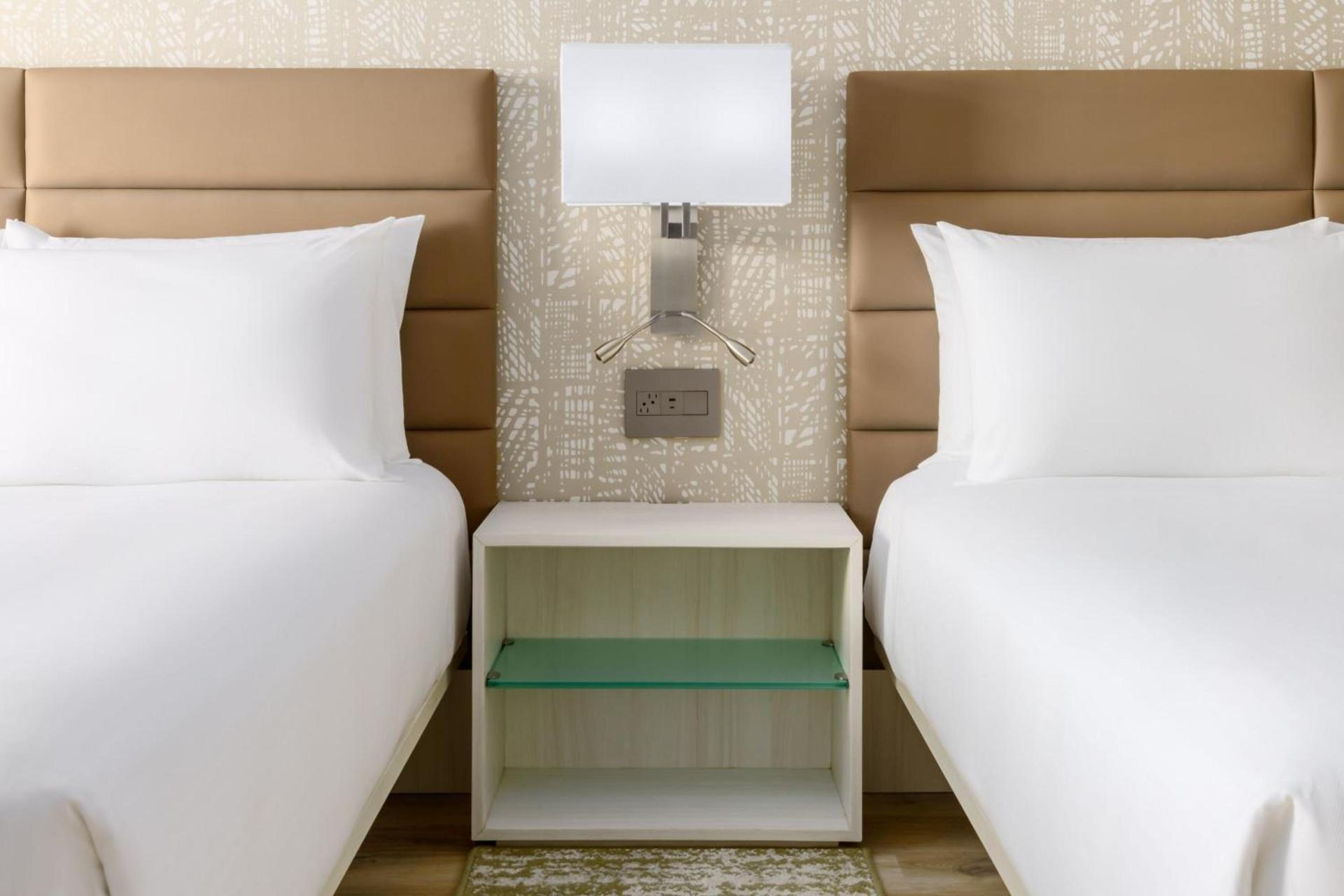 AC Hotel by Marriott Naples 5th Avenue photo 15