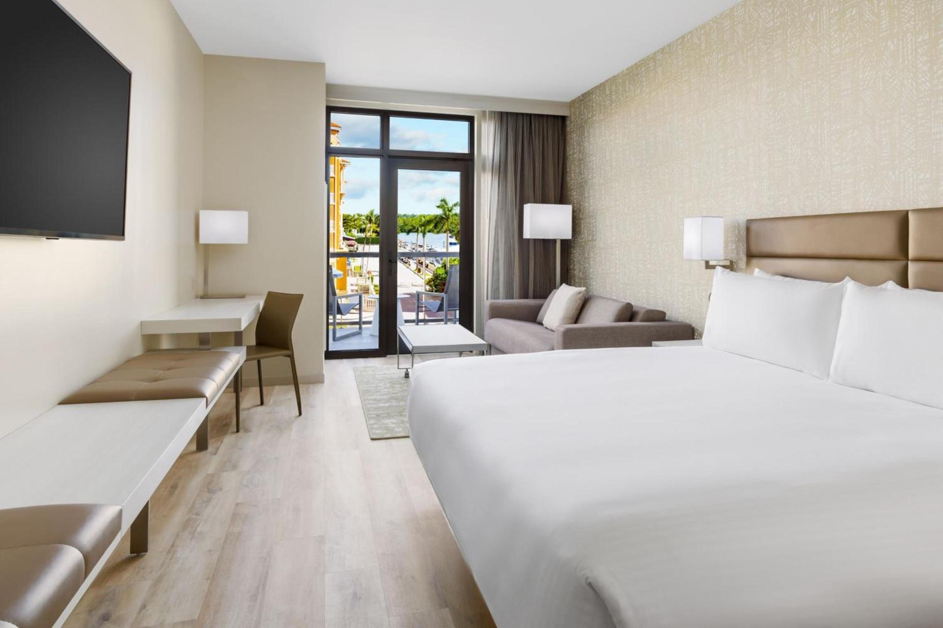 AC Hotel by Marriott Naples 5th Avenue photo 18